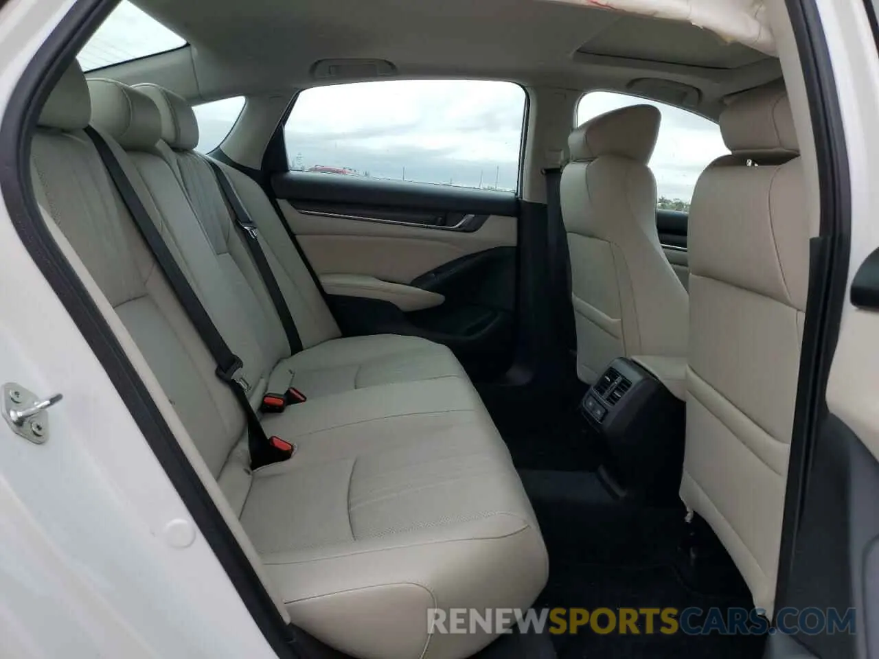 10 fotografías del automóvil dañado 1HGCV1F55MA029910 HONDA ACCORD 2021
