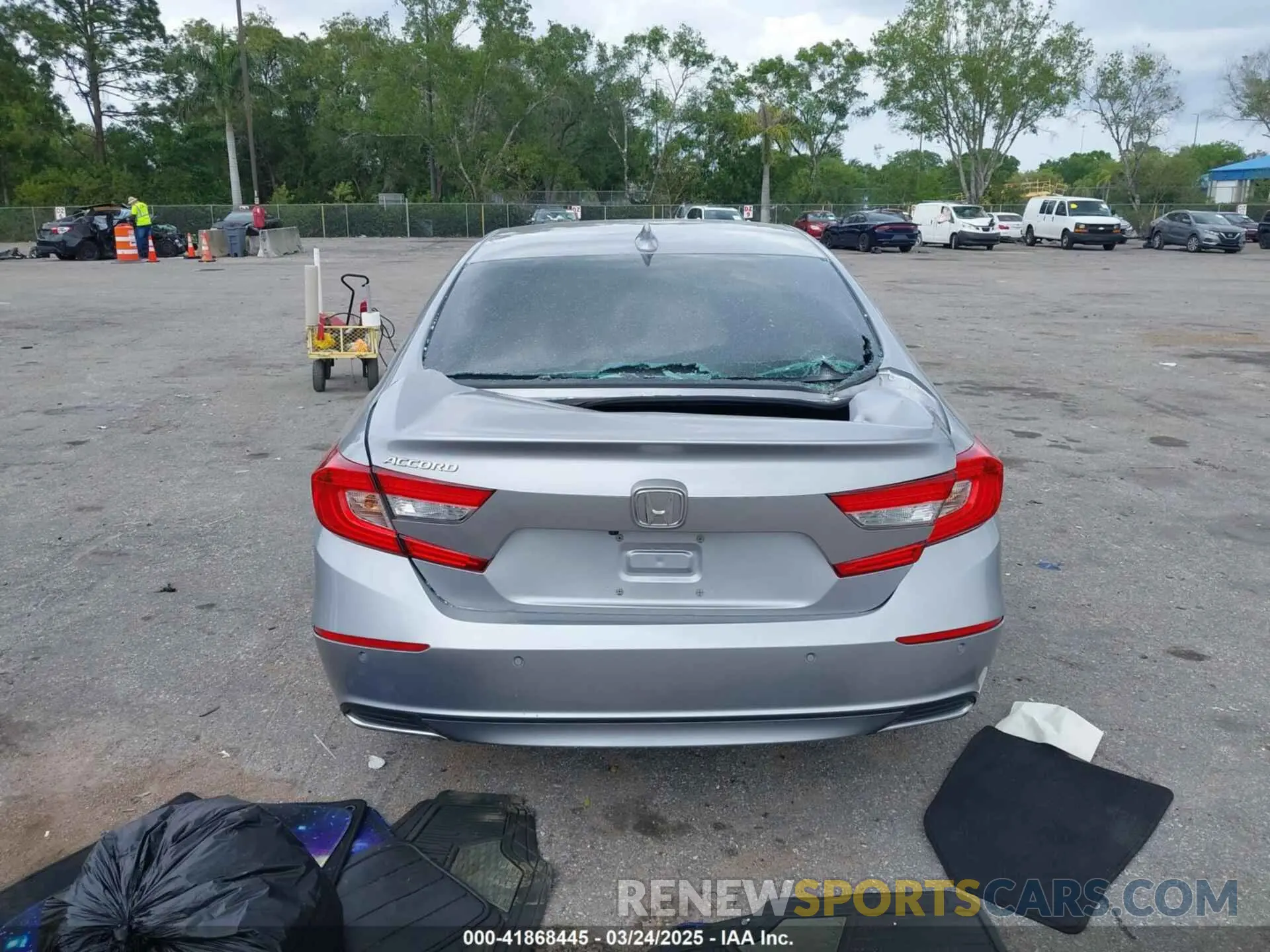 15 fotografías del automóvil dañado 1HGCV1F5XMA085938 HONDA ACCORD 2021