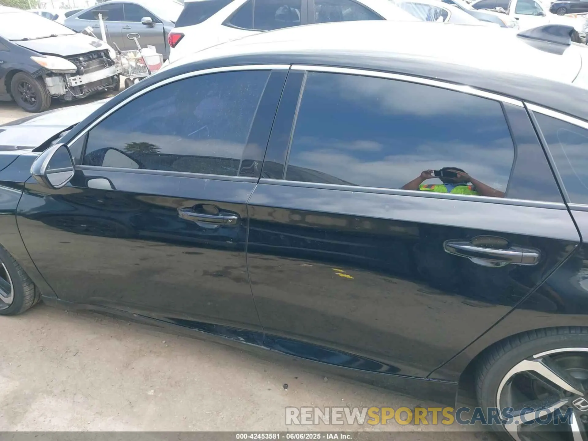 14 fotografías del automóvil dañado 1HGCV2F30MA014350 HONDA ACCORD 2021
