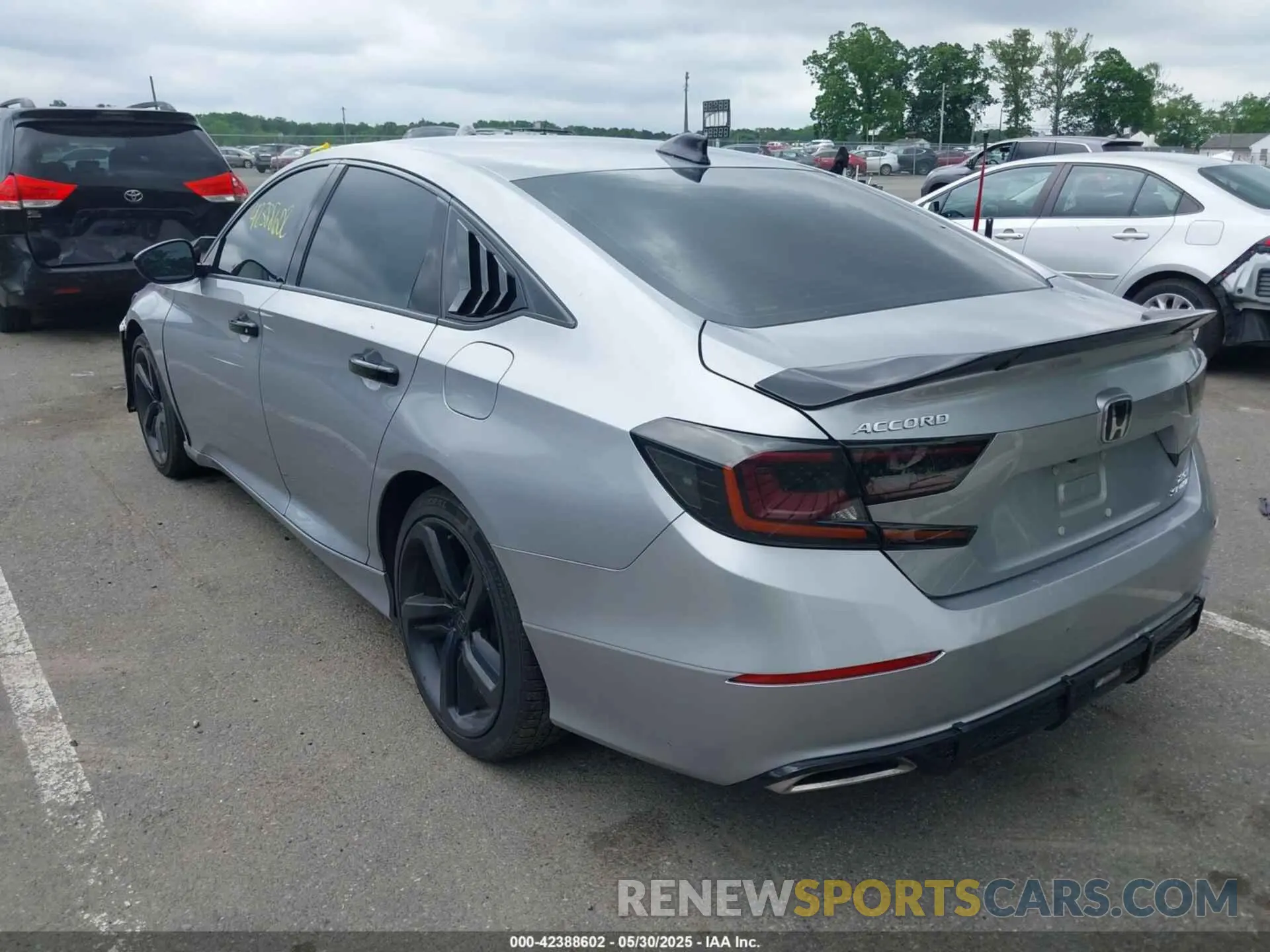 3 fotografías del automóvil dañado 1HGCV2F31MA000330 HONDA ACCORD 2021