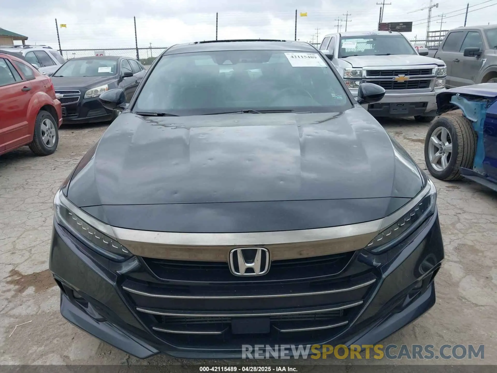 12 fotografías del automóvil dañado 1HGCV2F33MA028436 HONDA ACCORD 2021