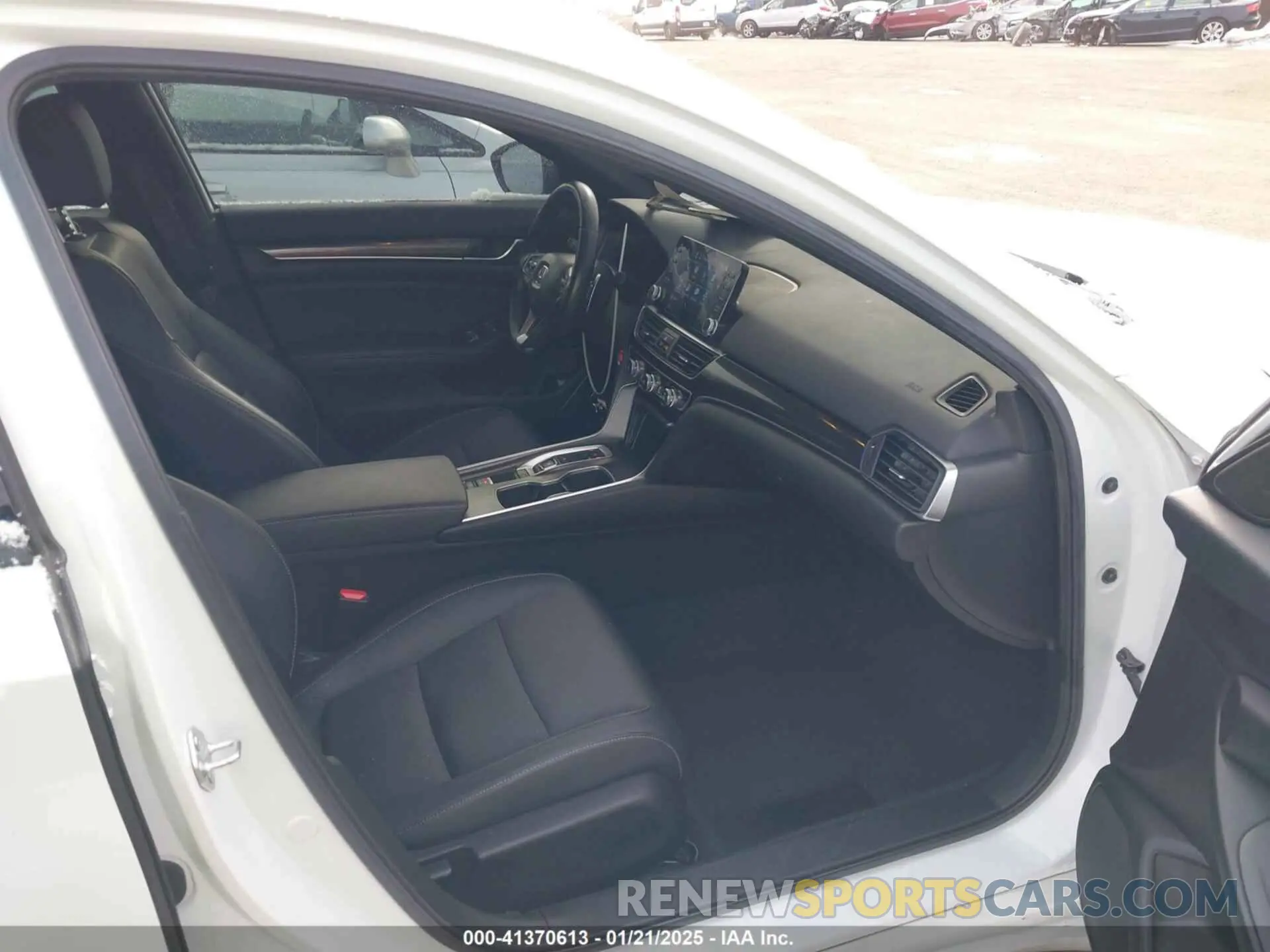 5 fotografías del automóvil dañado 1HGCV2F33MA031823 HONDA ACCORD 2021