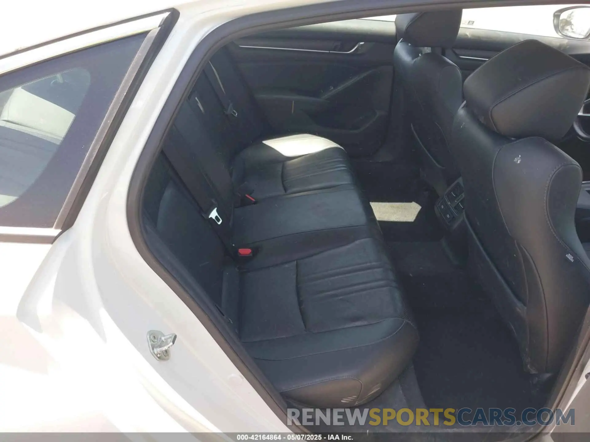 8 fotografías del automóvil dañado 1HGCV2F99MA007160 HONDA ACCORD 2021