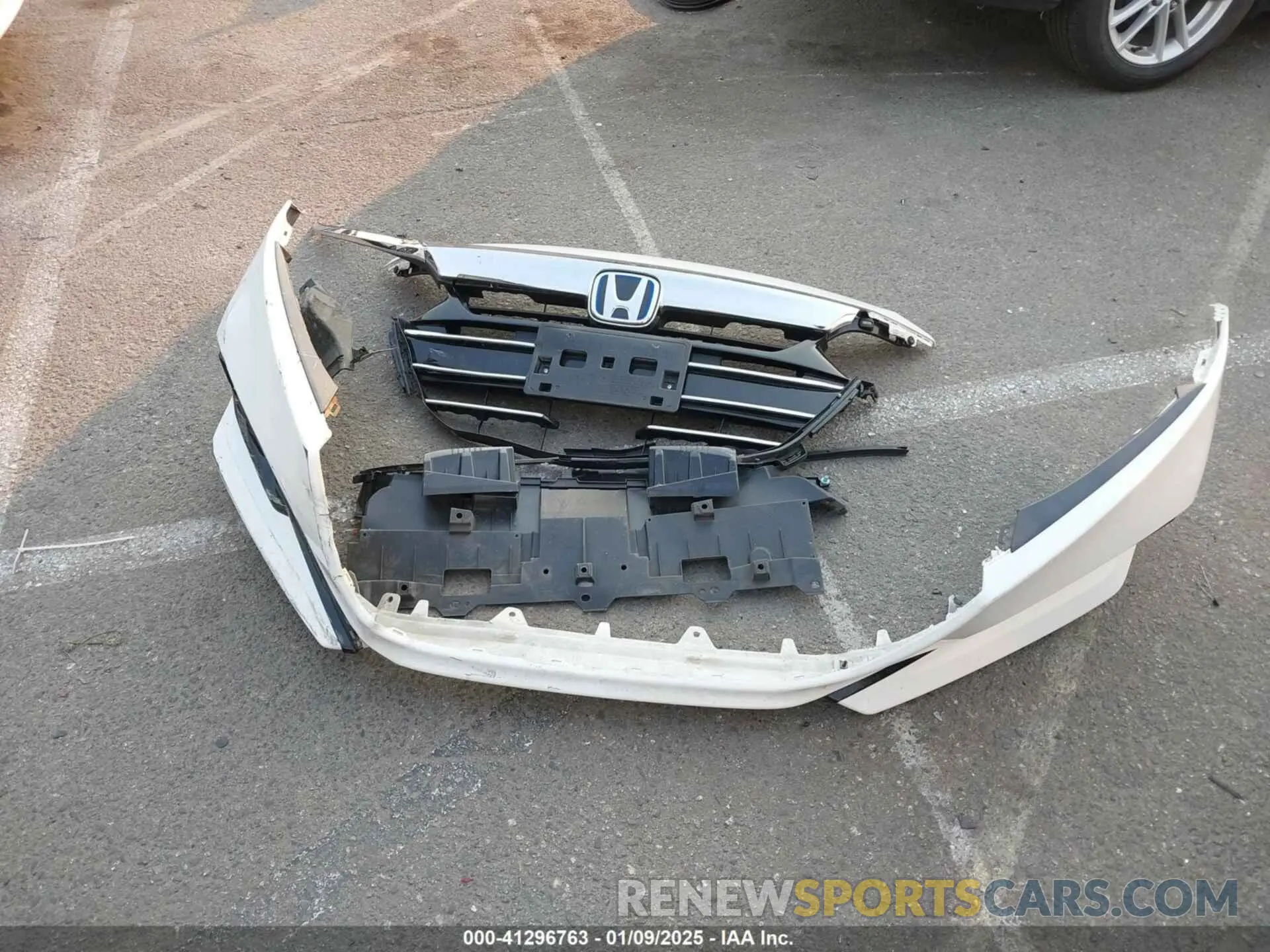 12 fotografías del automóvil dañado 1HGCV3F40MA011656 HONDA ACCORD 2021
