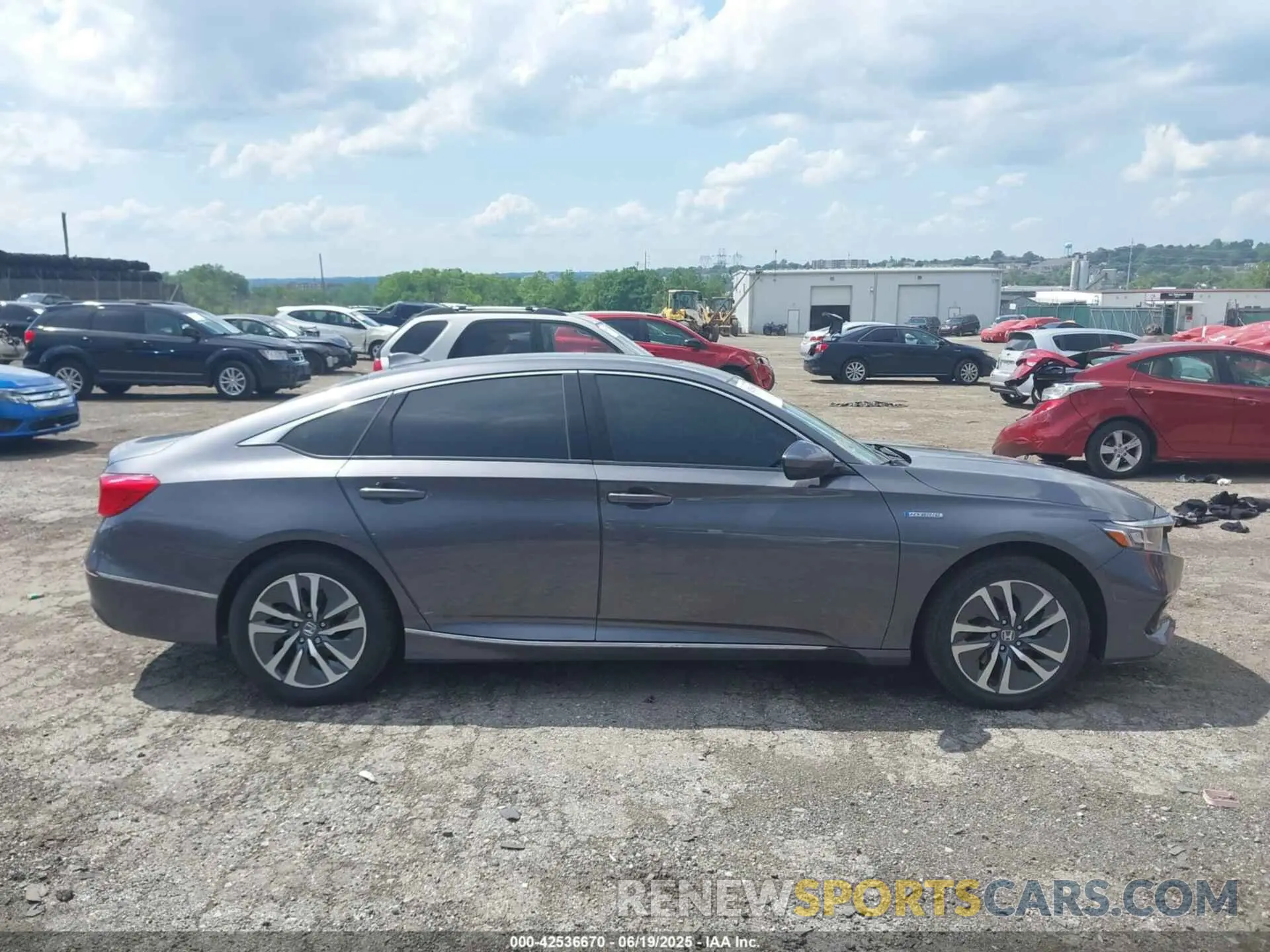 12 fotografías del automóvil dañado 1HGCV3F47MA002713 HONDA ACCORD 2021