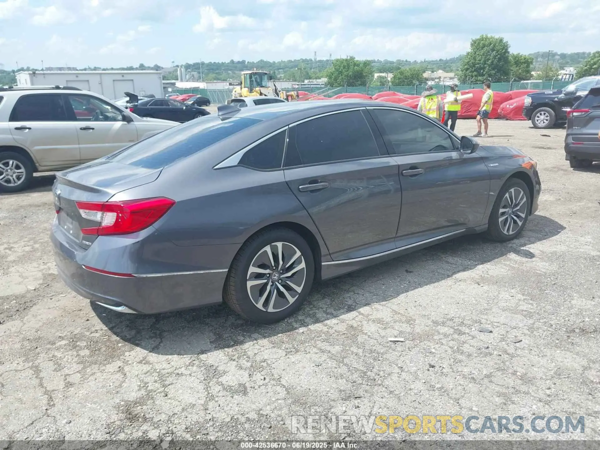 4 fotografías del automóvil dañado 1HGCV3F47MA002713 HONDA ACCORD 2021