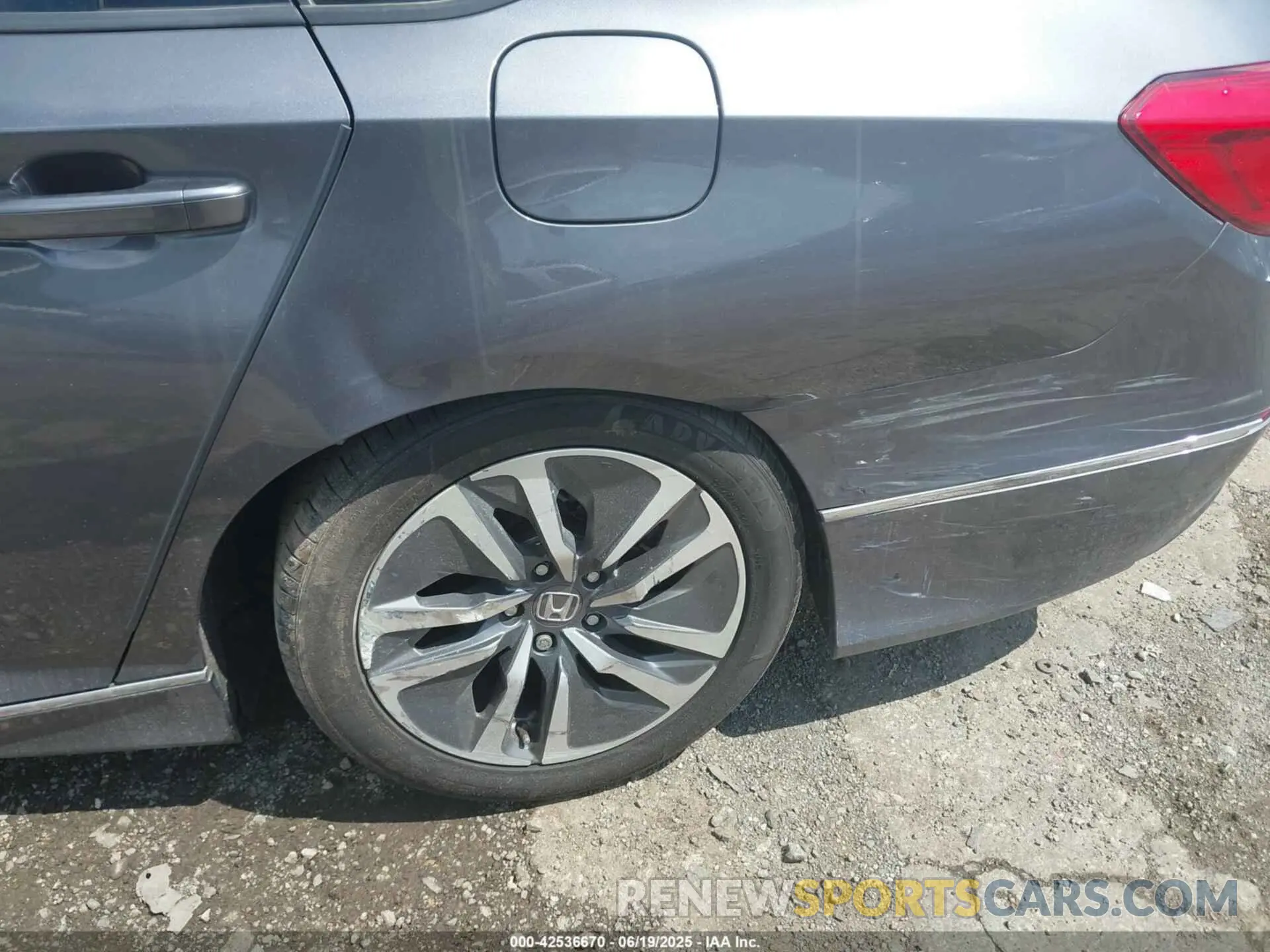 6 fotografías del automóvil dañado 1HGCV3F47MA002713 HONDA ACCORD 2021