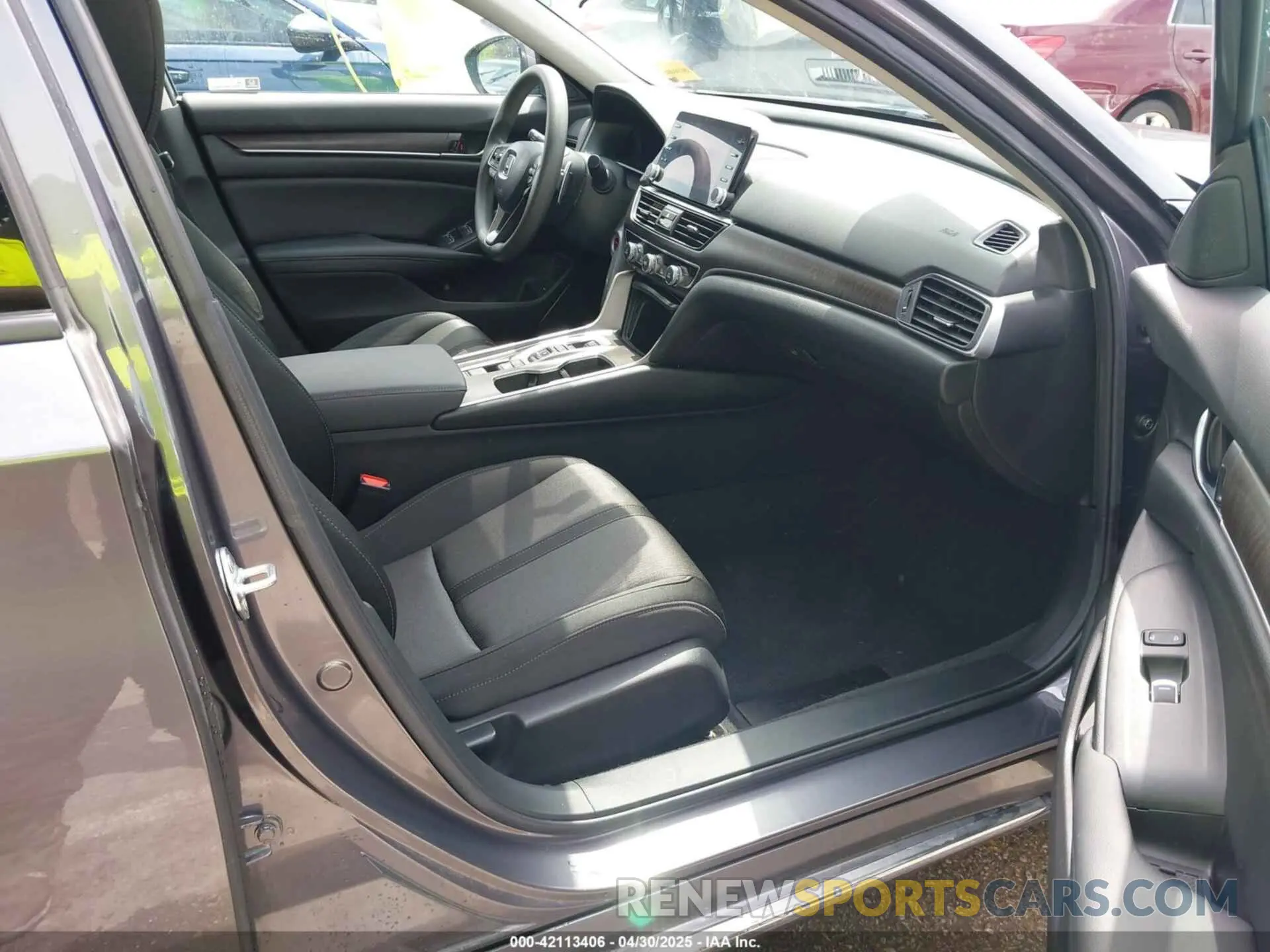 5 fotografías del automóvil dañado 1HGCV3F49MA017407 HONDA ACCORD 2021