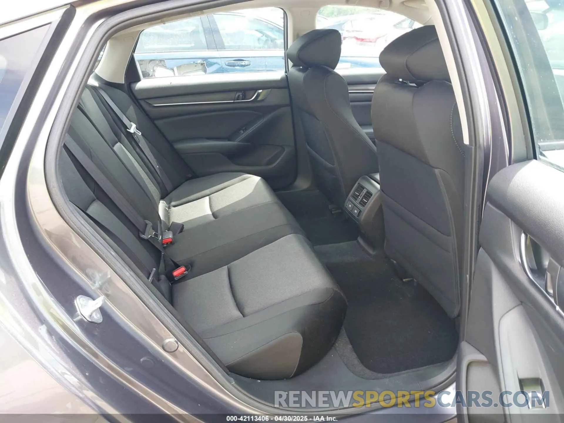 8 fotografías del automóvil dañado 1HGCV3F49MA017407 HONDA ACCORD 2021