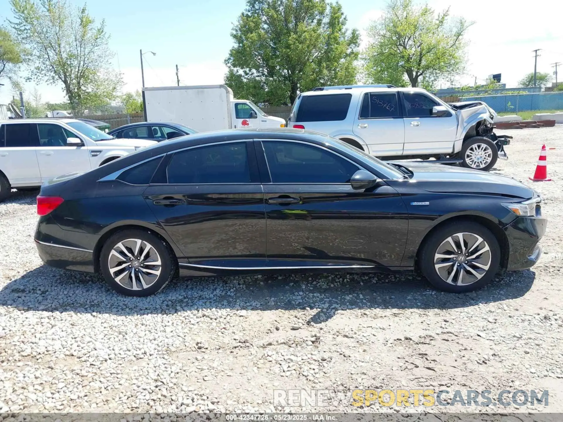 13 fotografías del automóvil dañado 1HGCV3F53MA020845 HONDA ACCORD 2021