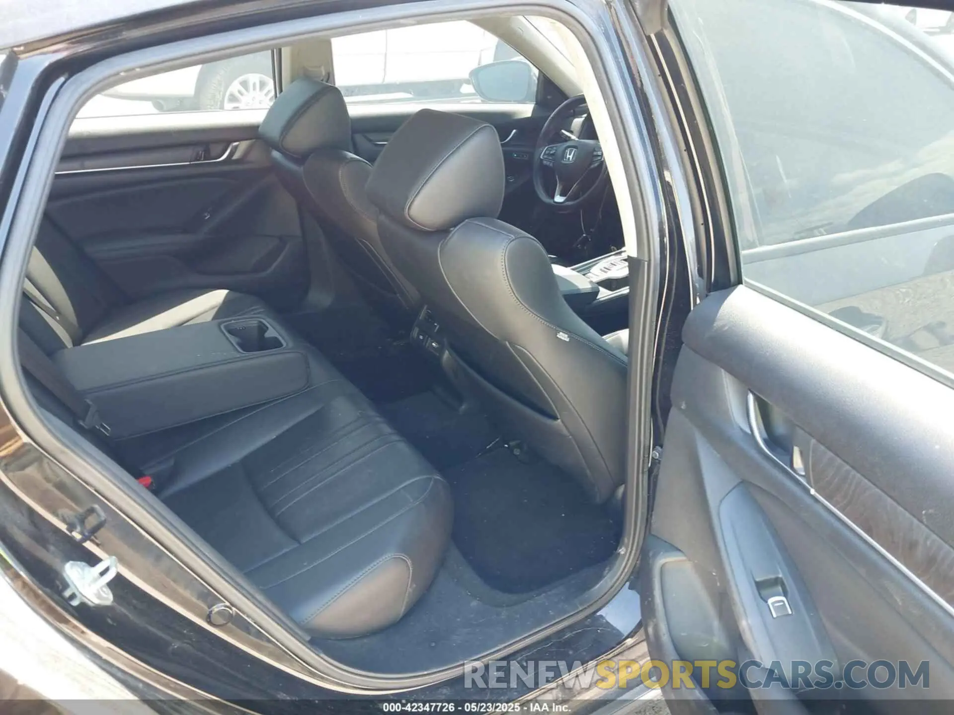 8 fotografías del automóvil dañado 1HGCV3F53MA020845 HONDA ACCORD 2021