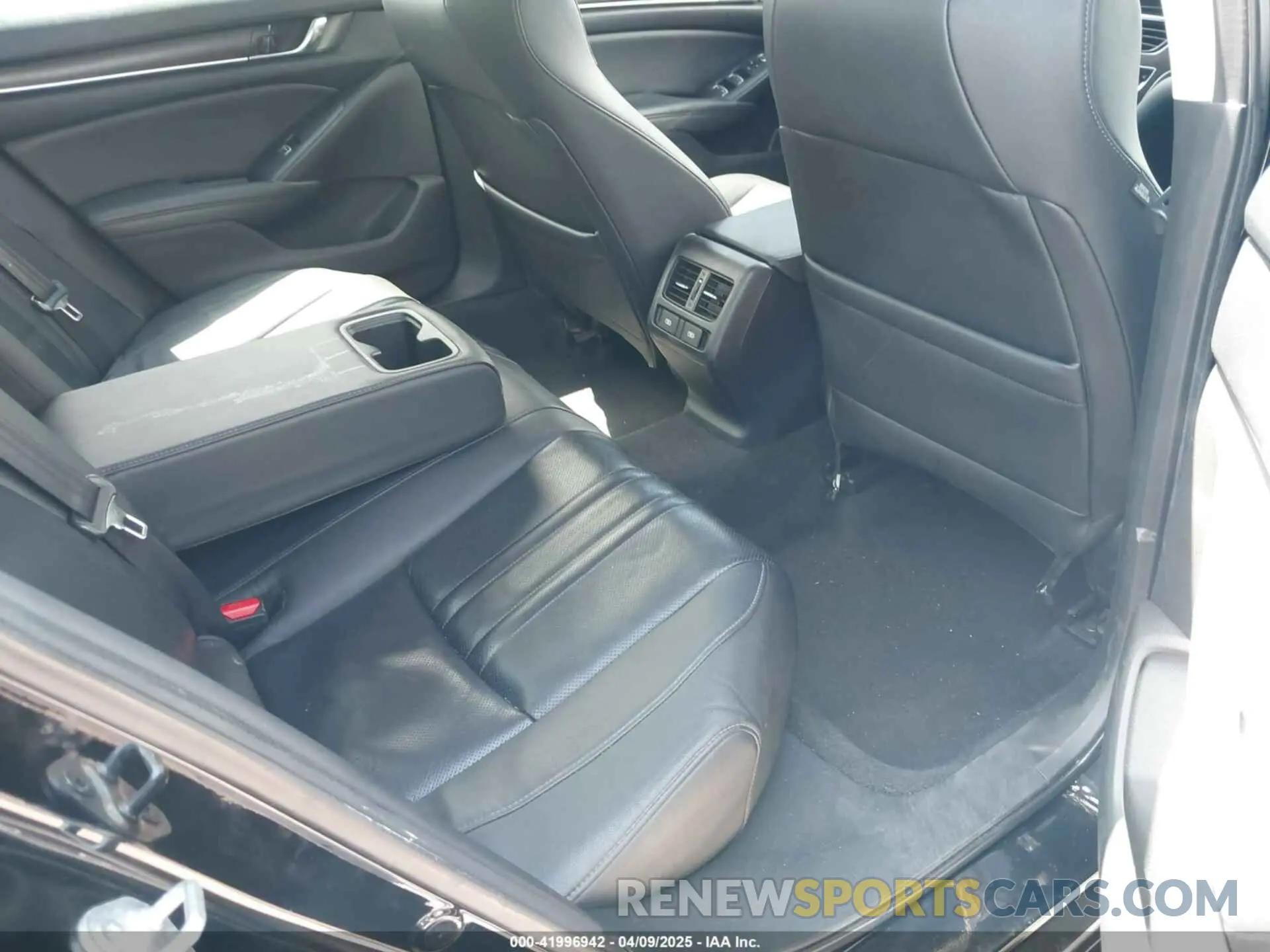 8 fotografías del automóvil dañado 1HGCV3F57MA000887 HONDA ACCORD 2021