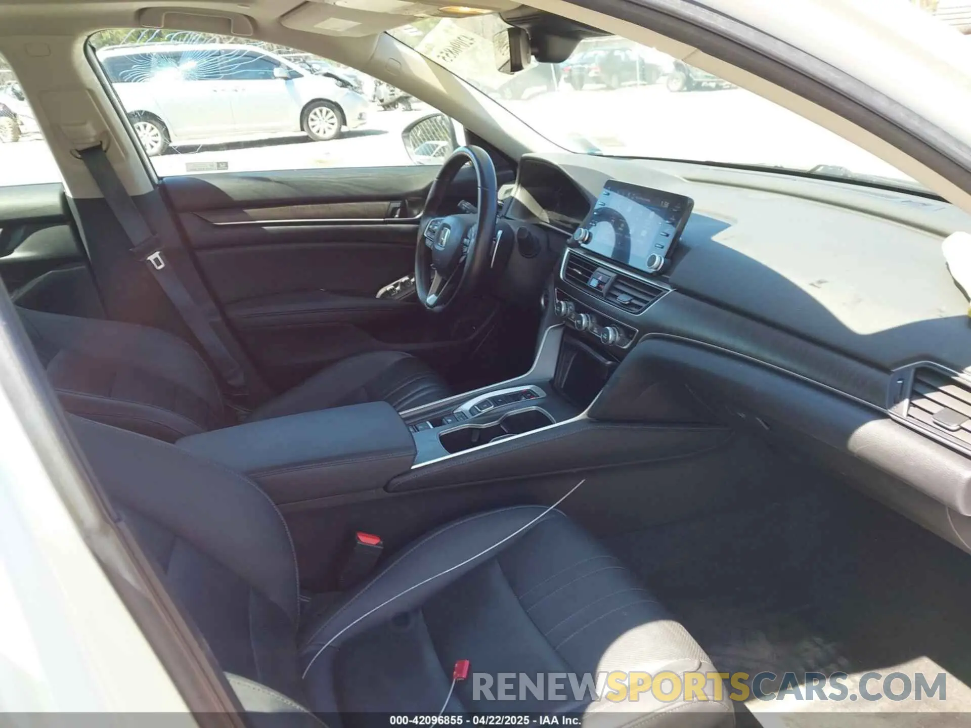 5 fotografías del automóvil dañado 1HGCV3F5XMA000592 HONDA ACCORD 2021