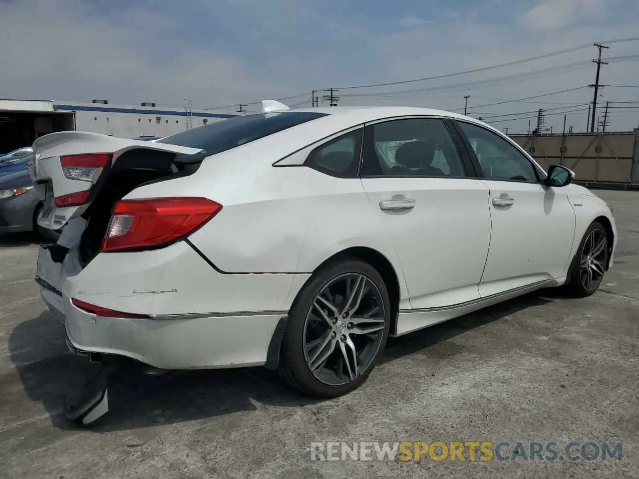3 fotografías del automóvil dañado 1HGCV3F93MA015180 HONDA ACCORD 2021
