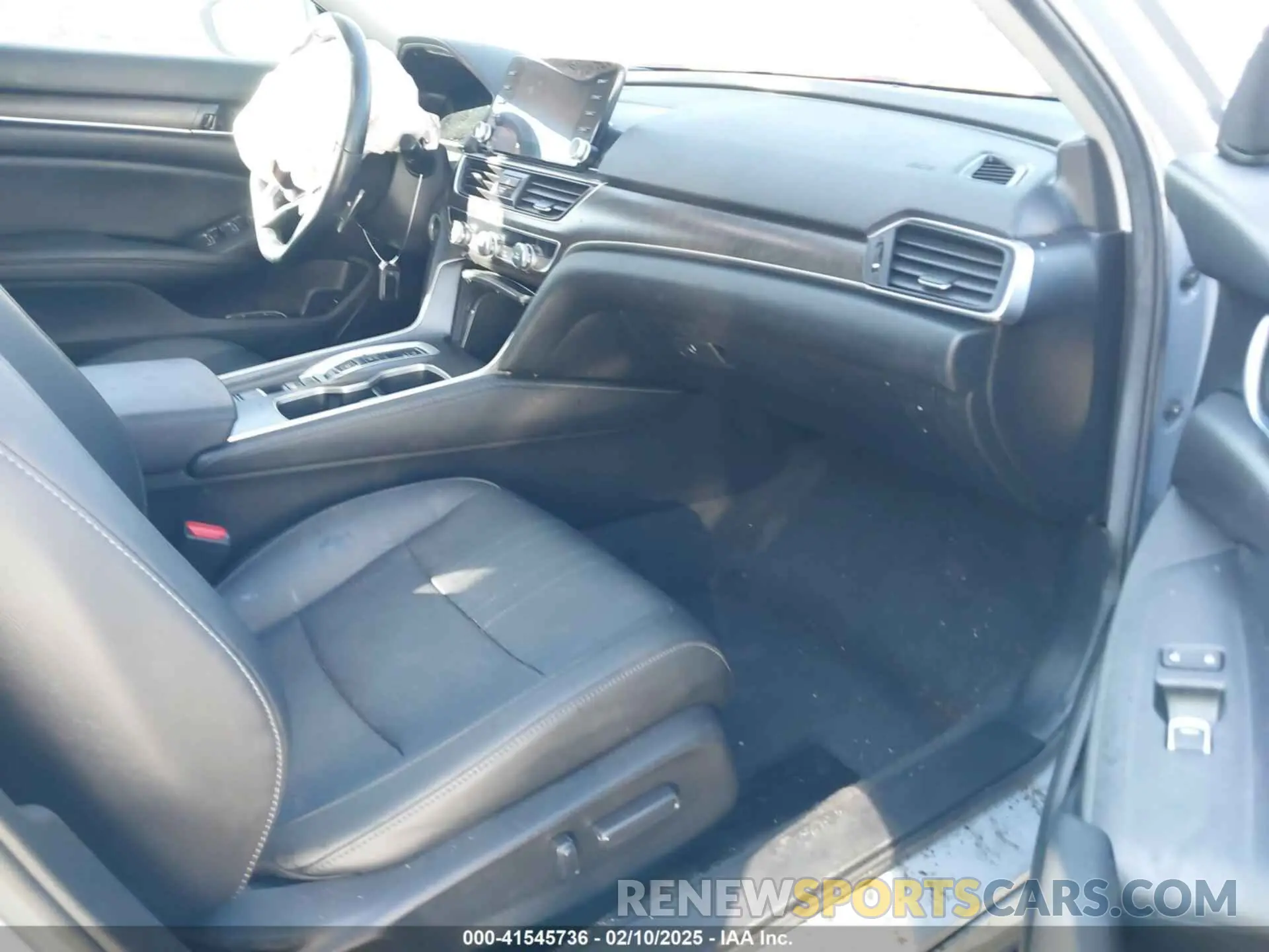 5 fotografías del automóvil dañado 1HGCV3F94MA014054 HONDA ACCORD 2021