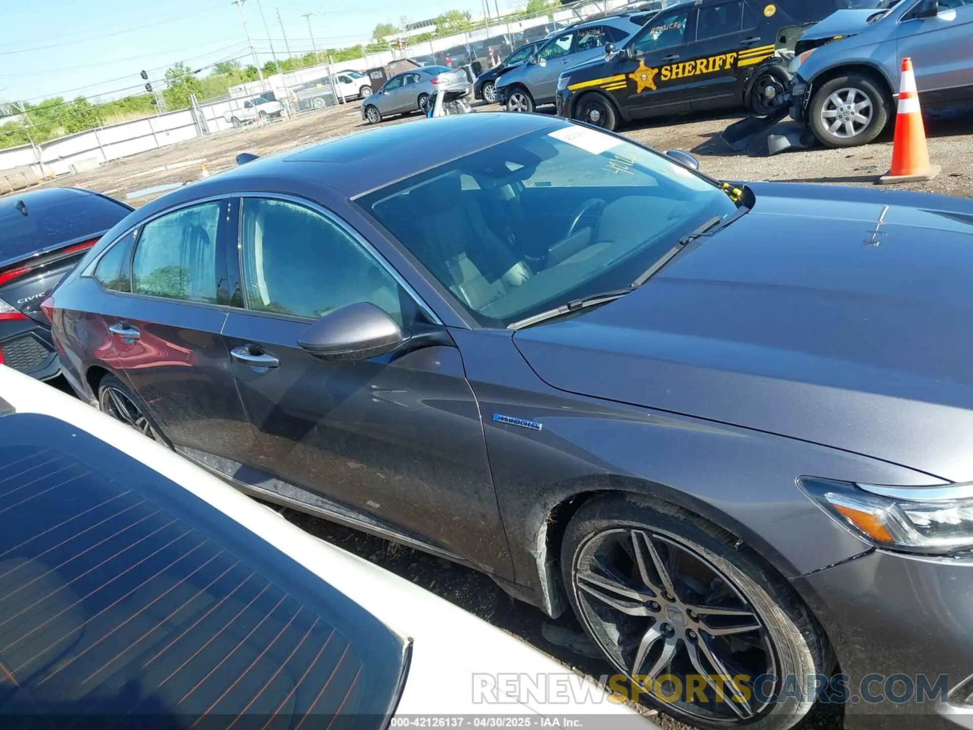 13 fotografías del automóvil dañado 1HGCV3F96MA018350 HONDA ACCORD 2021