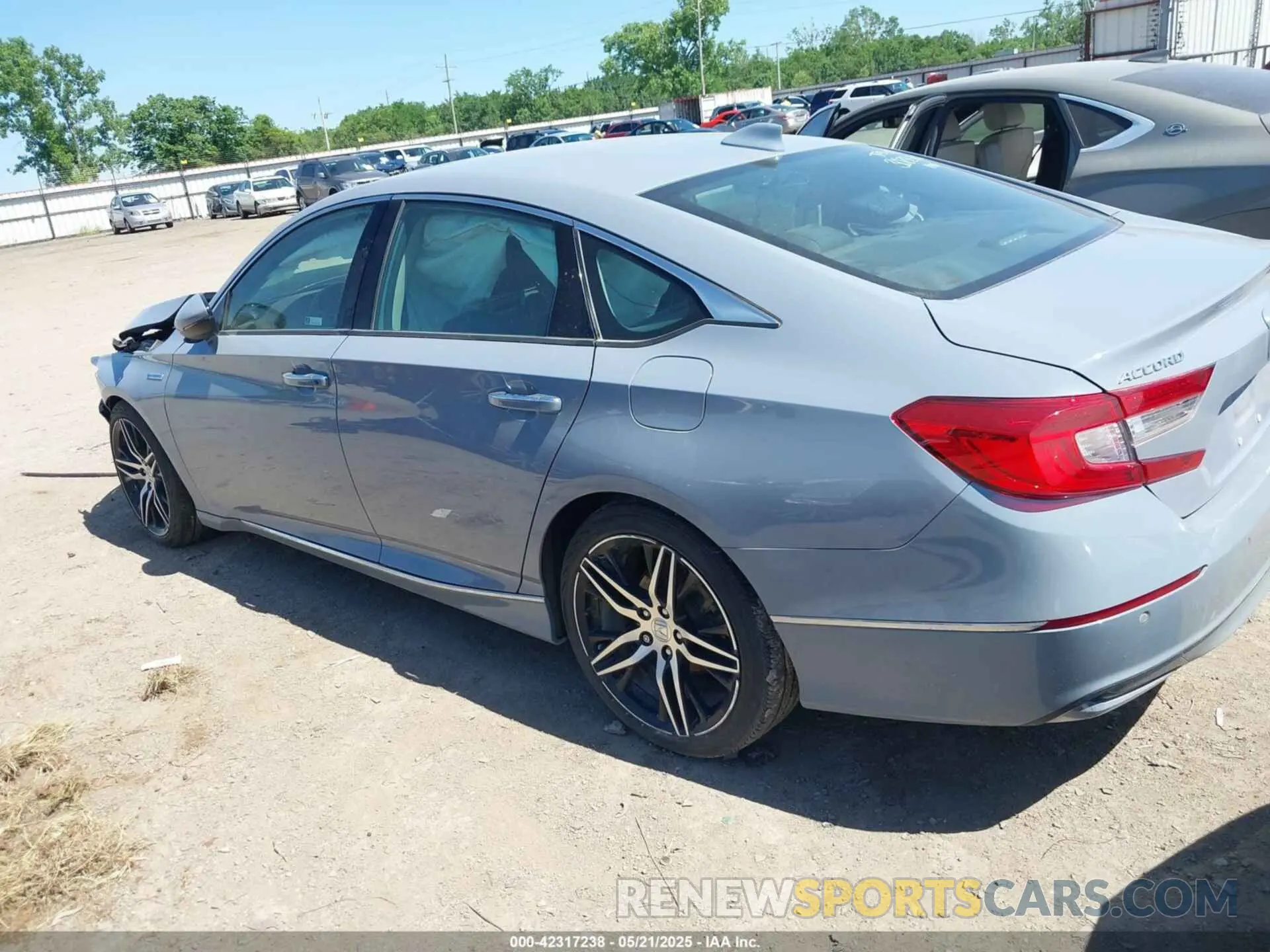 3 fotografías del automóvil dañado 1HGCV3F99MA012932 HONDA ACCORD 2021