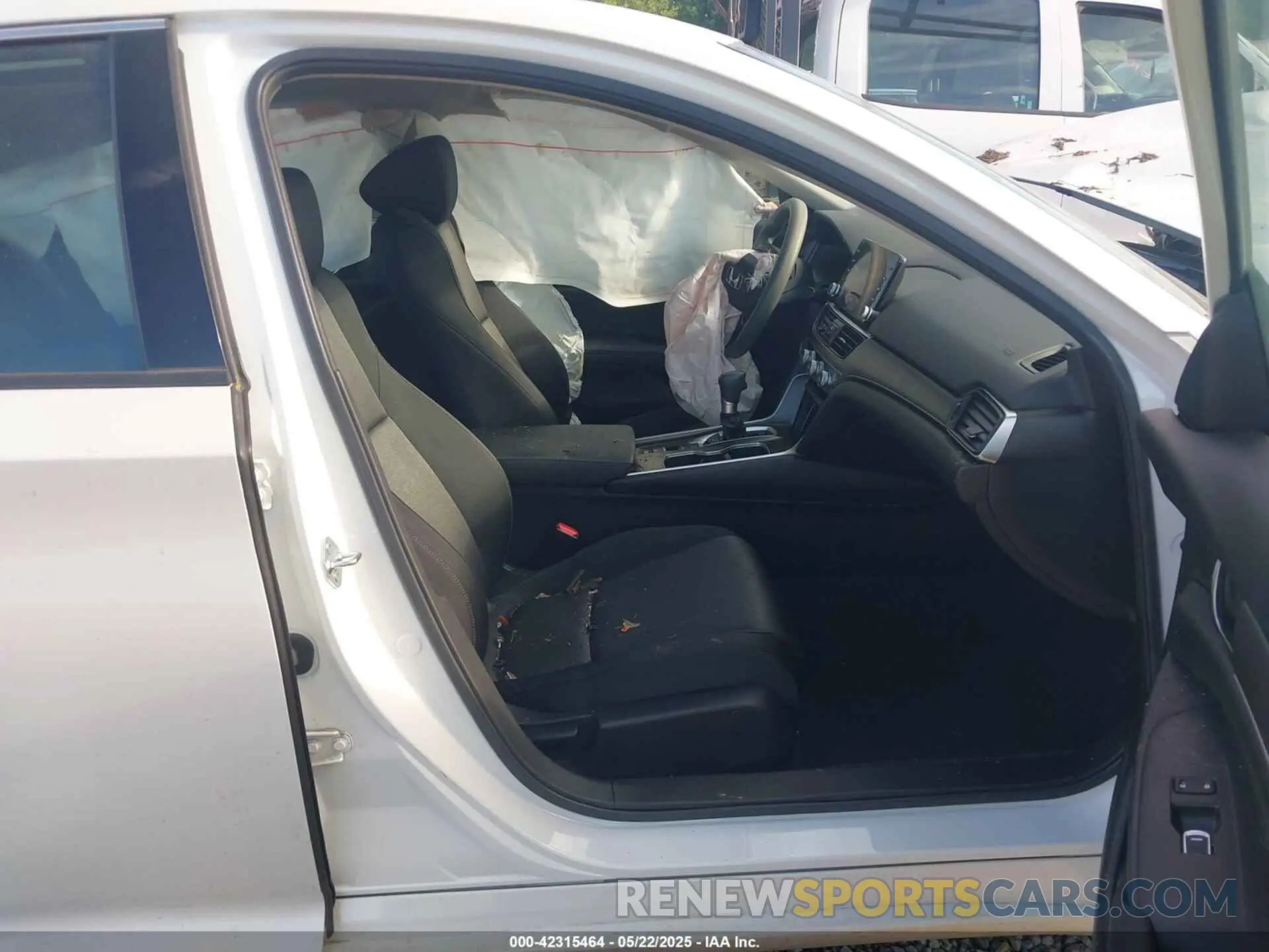 5 fotografías del automóvil dañado 1HGCV1F18NA021038 HONDA ACCORD 2022