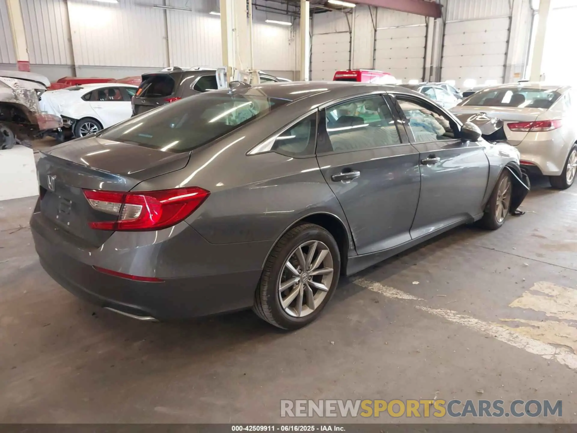 4 fotografías del automóvil dañado 1HGCV1F19NA066425 HONDA ACCORD 2022