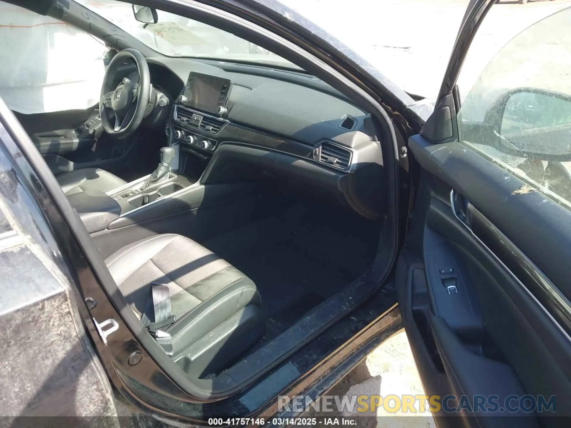 5 fotografías del automóvil dañado 1HGCV1F30NA105887 HONDA ACCORD 2022