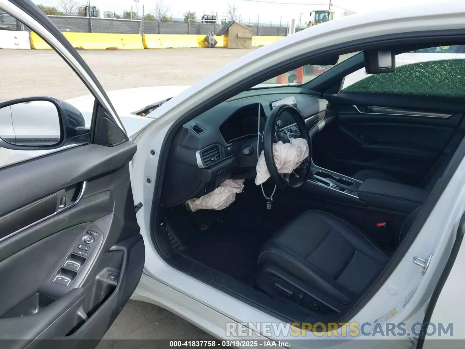 5 fotografías del automóvil dañado 1HGCV1F31NA057882 HONDA ACCORD 2022