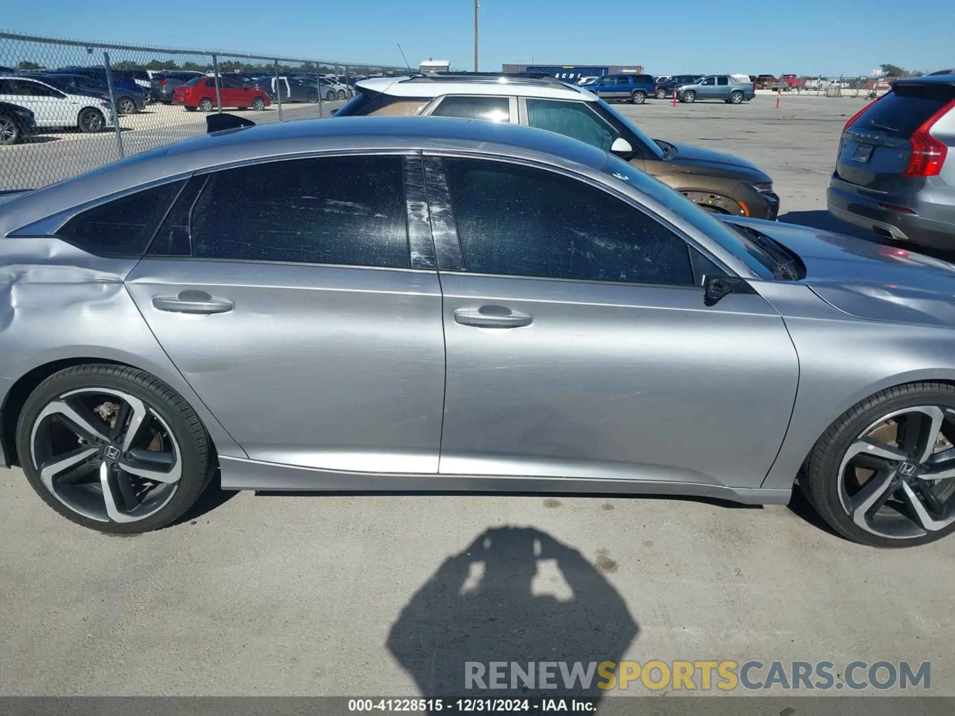13 fotografías del automóvil dañado 1HGCV1F32NA098134 HONDA ACCORD 2022