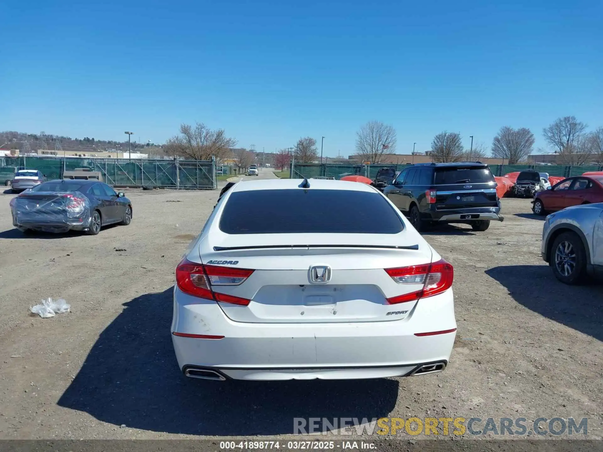 15 fotografías del automóvil dañado 1HGCV1F32NA103929 HONDA ACCORD 2022