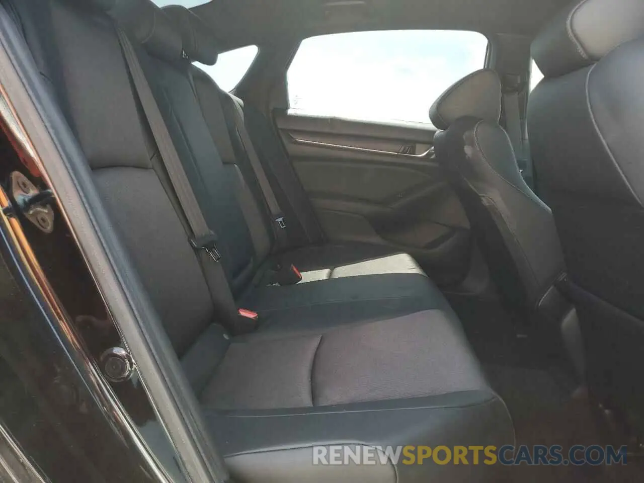 10 fotografías del automóvil dañado 1HGCV1F32NA117684 HONDA ACCORD 2022