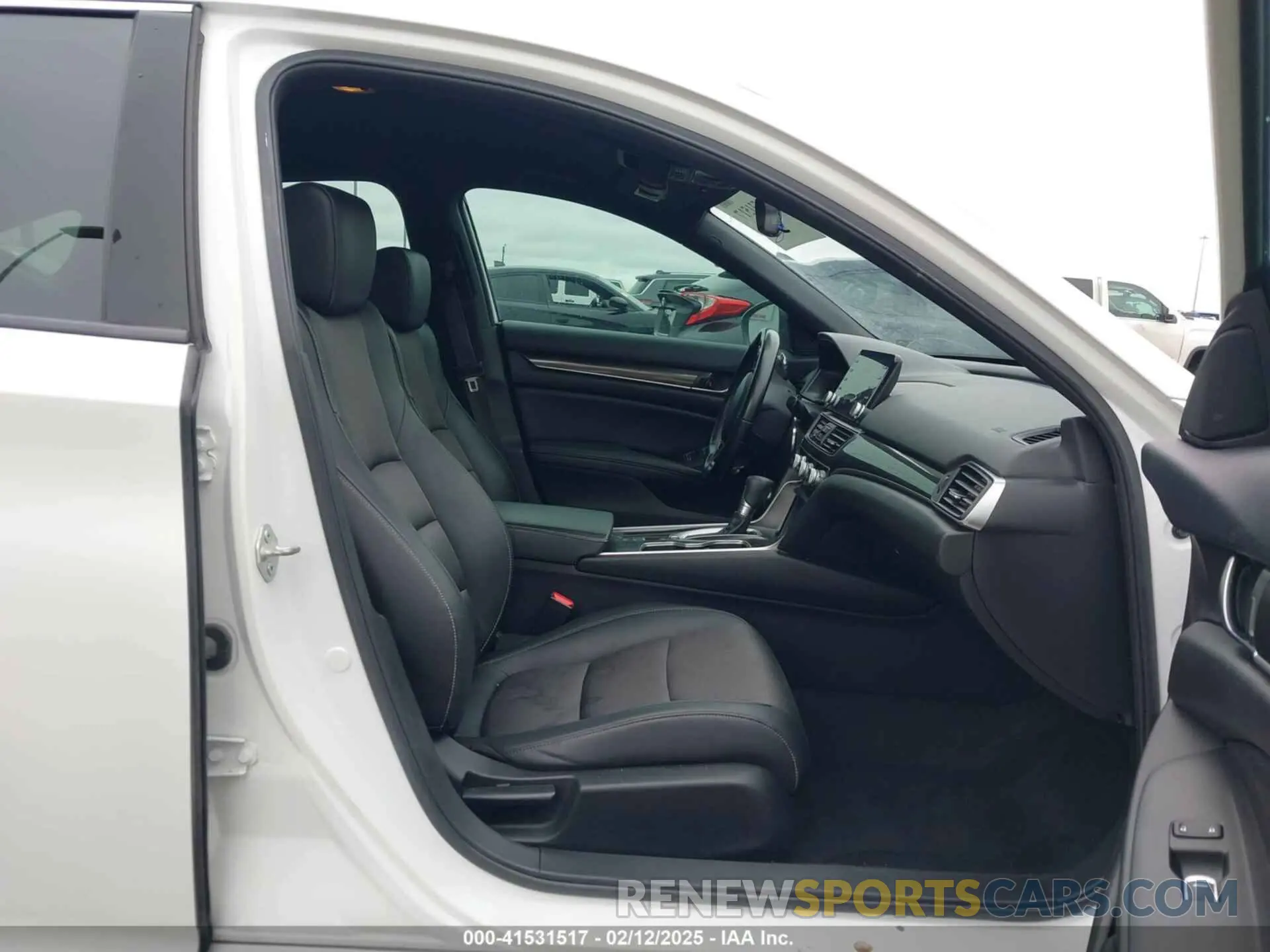 5 fotografías del automóvil dañado 1HGCV1F33NA037939 HONDA ACCORD 2022