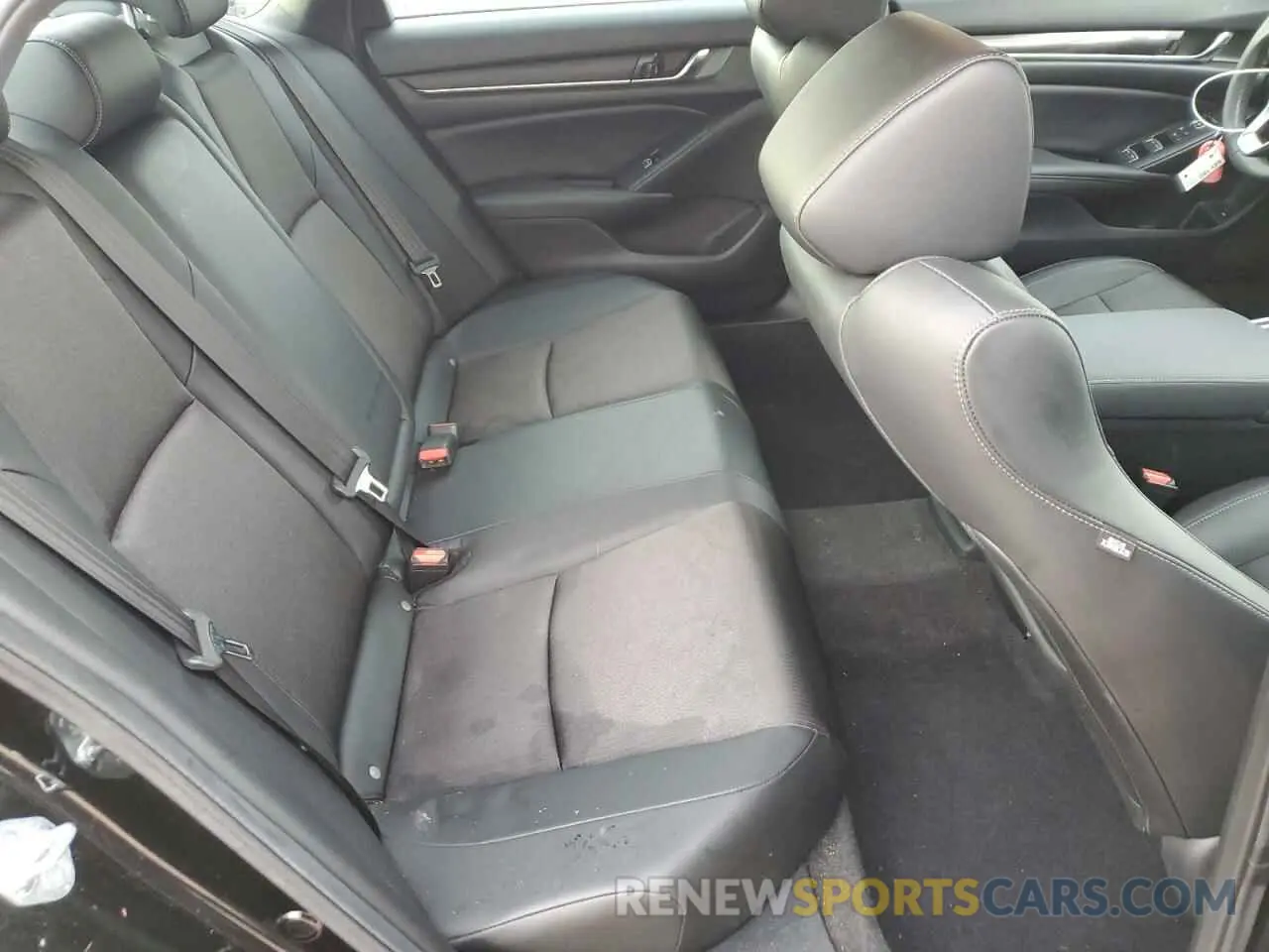 10 fotografías del automóvil dañado 1HGCV1F34NA117640 HONDA ACCORD 2022