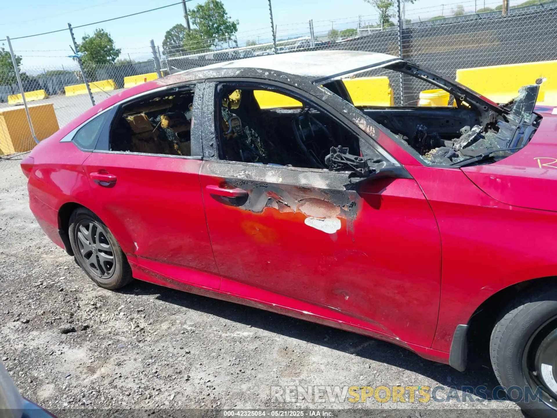 12 fotografías del automóvil dañado 1HGCV1F35NA030040 HONDA ACCORD 2022