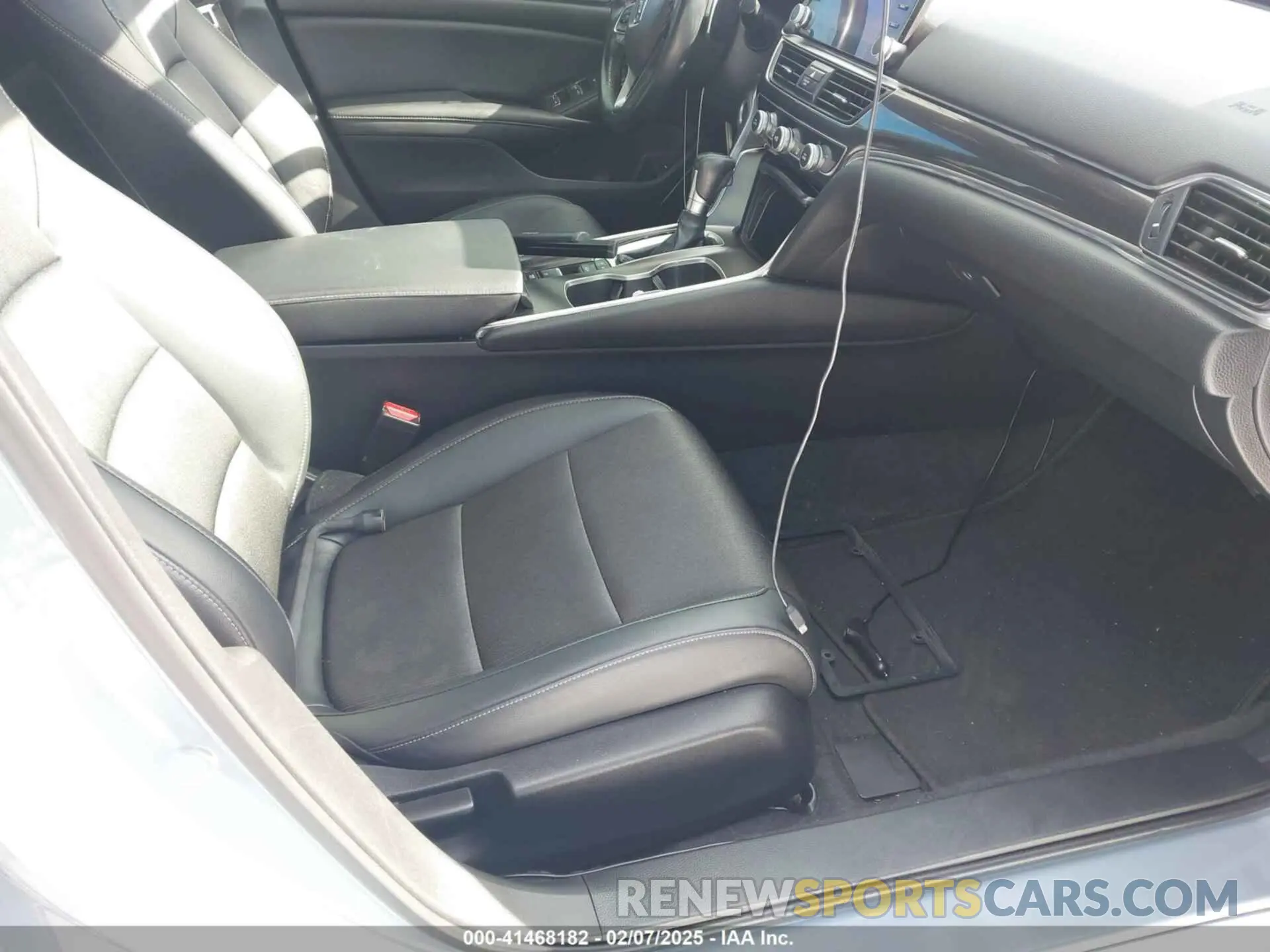 5 fotografías del automóvil dañado 1HGCV1F35NA059294 HONDA ACCORD 2022