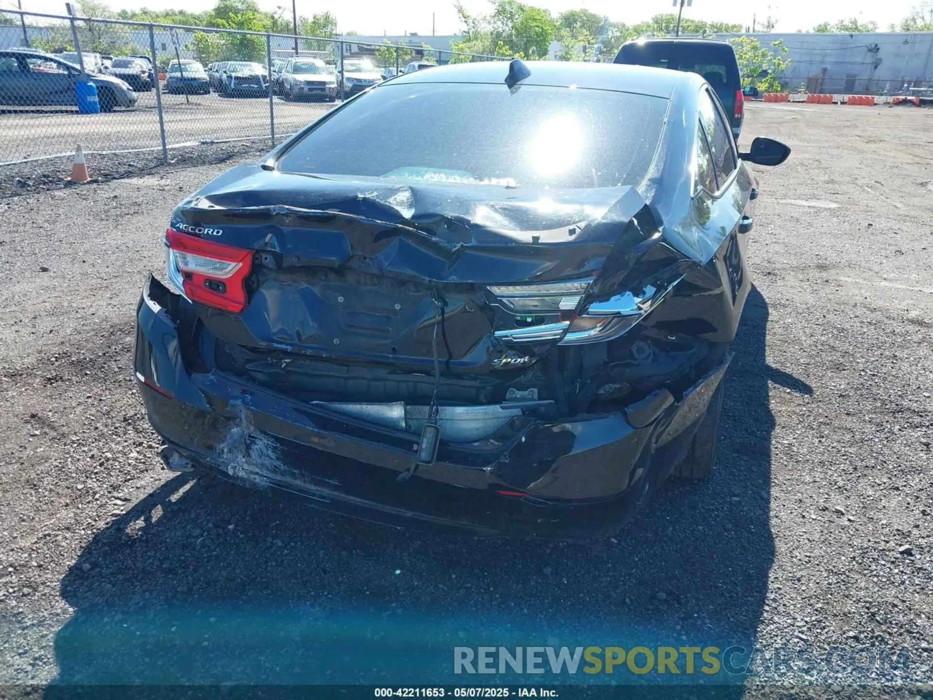6 fotografías del automóvil dañado 1HGCV1F35NA061806 HONDA ACCORD 2022
