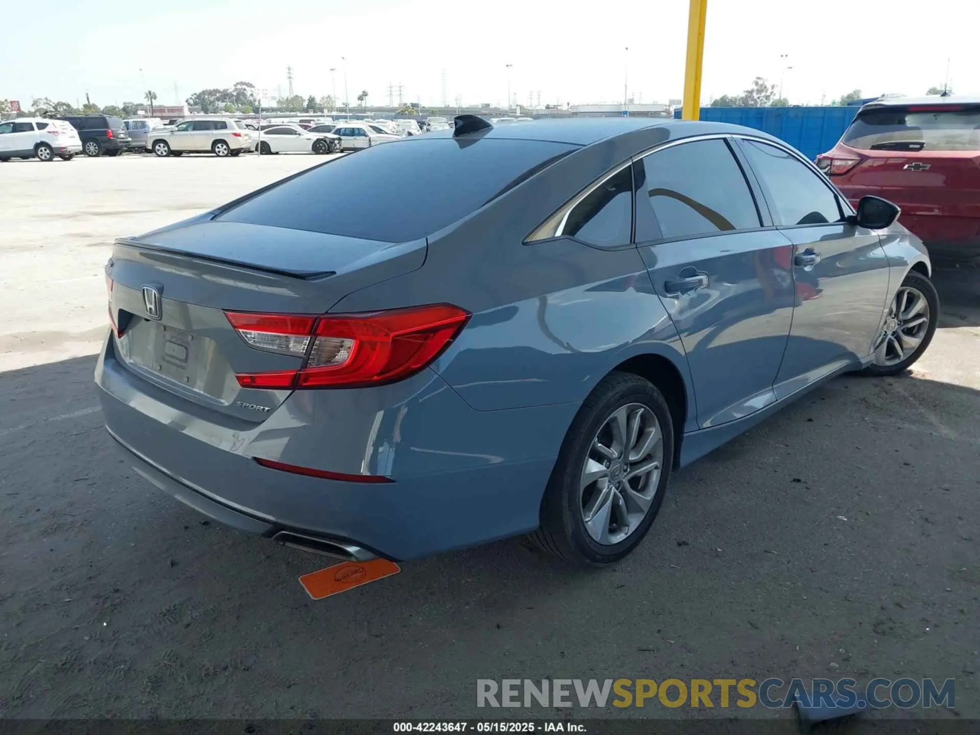 4 fotografías del automóvil dañado 1HGCV1F35NA096751 HONDA ACCORD 2022