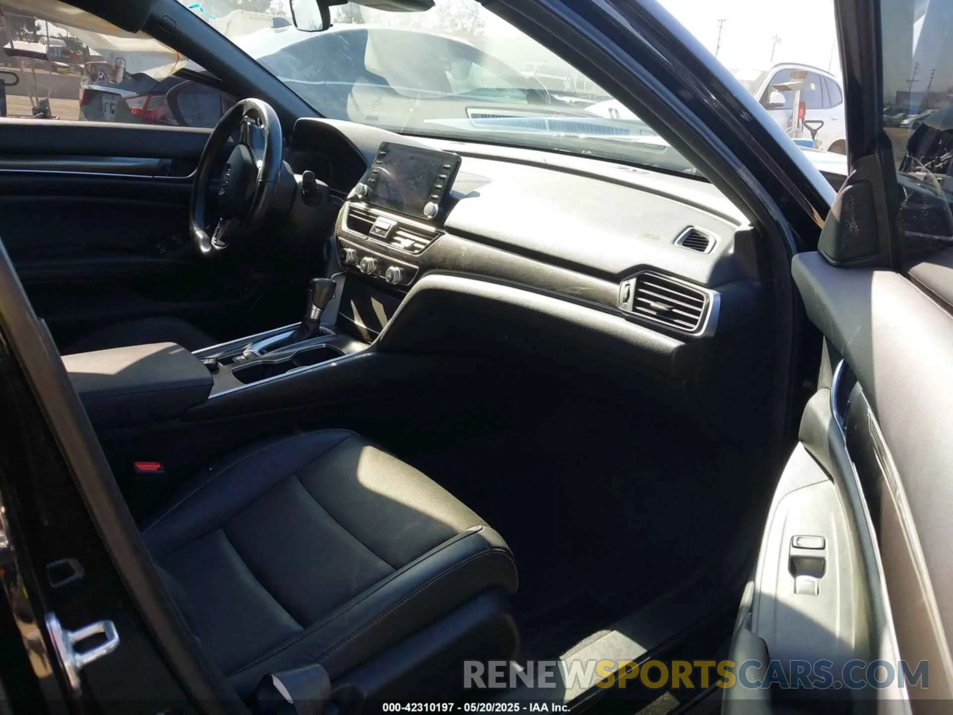 5 fotografías del automóvil dañado 1HGCV1F35NA122622 HONDA ACCORD 2022