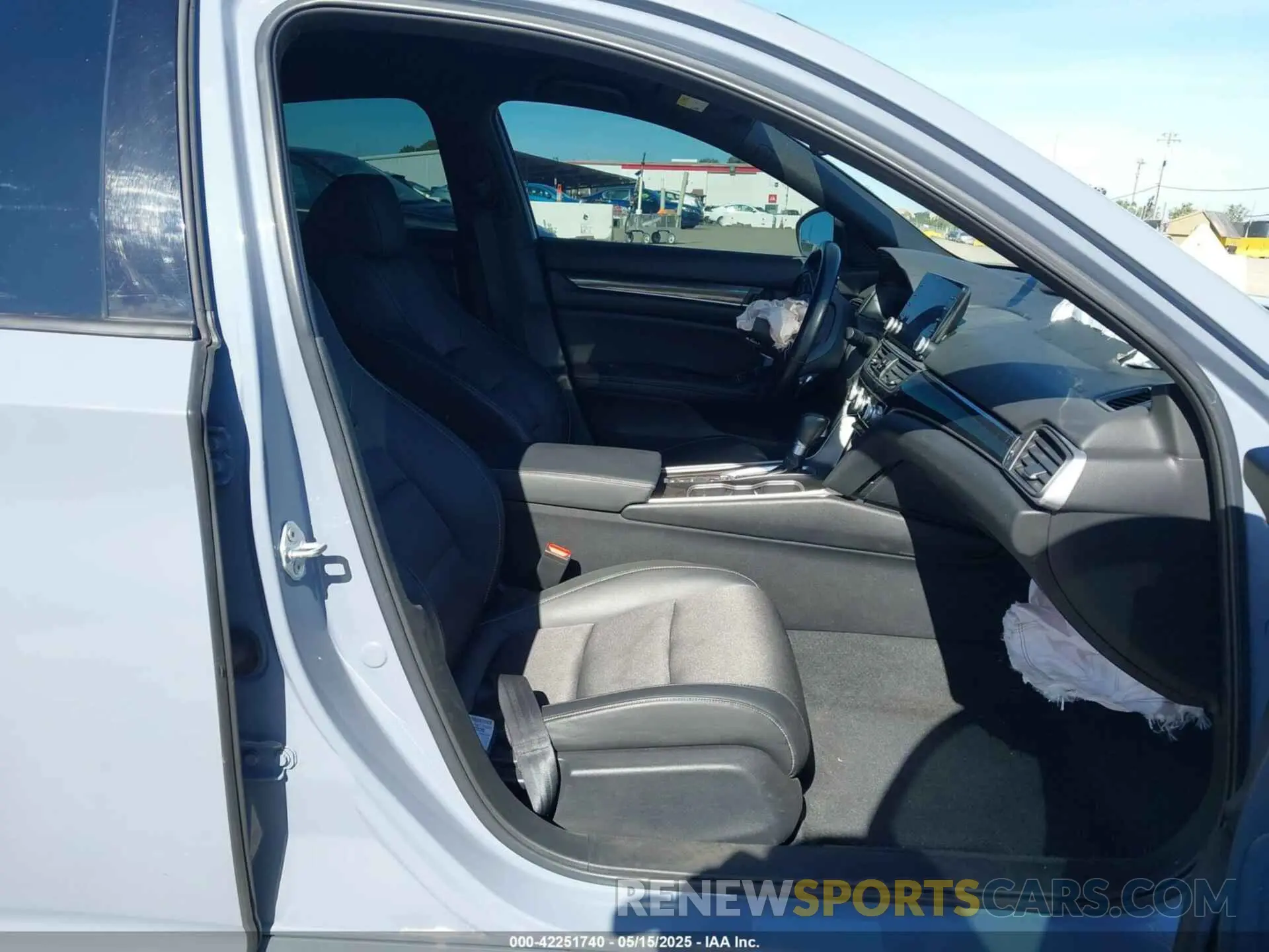 5 fotografías del automóvil dañado 1HGCV1F36NA013814 HONDA ACCORD 2022