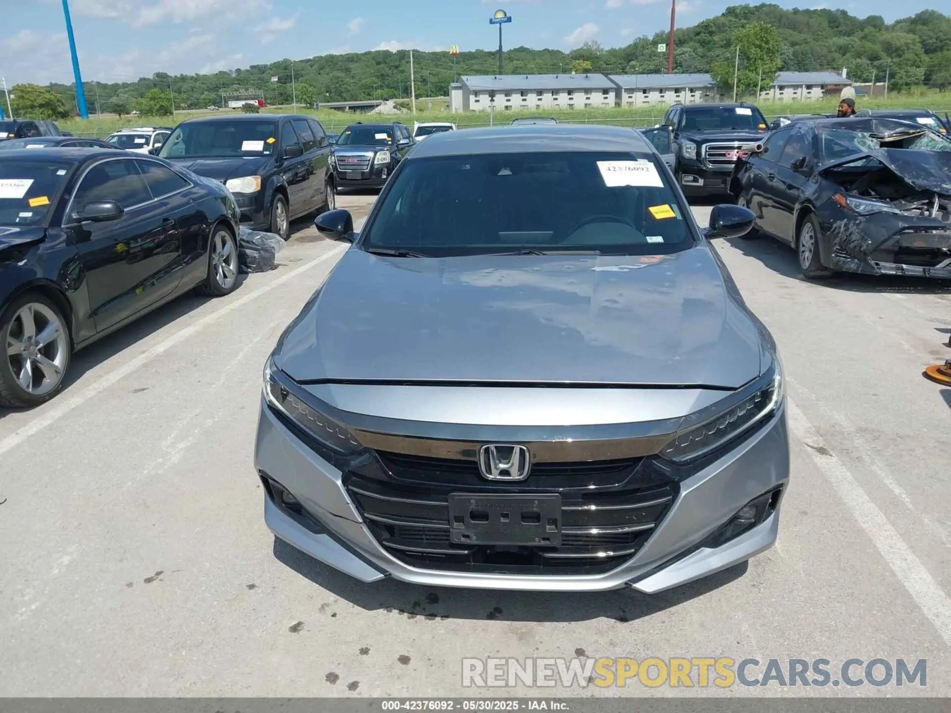 11 fotografías del automóvil dañado 1HGCV1F36NA114075 HONDA ACCORD 2022