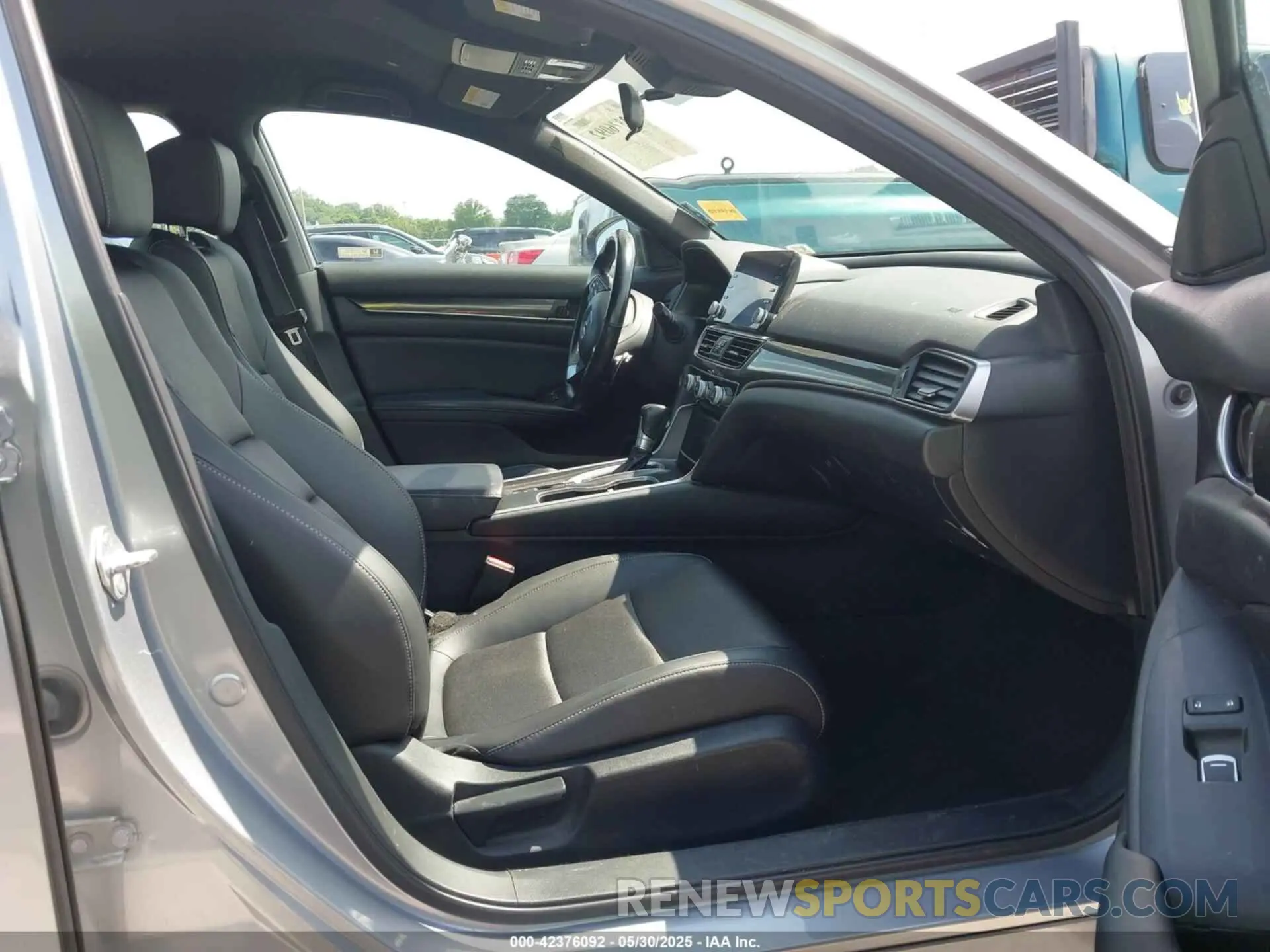 5 fotografías del automóvil dañado 1HGCV1F36NA114075 HONDA ACCORD 2022