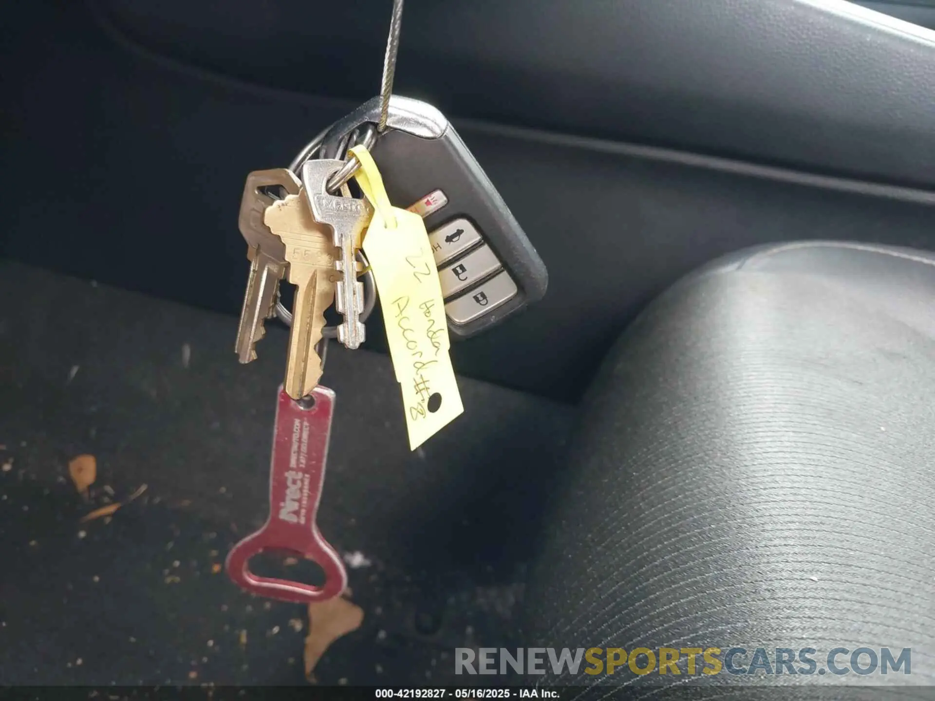 11 fotografías del automóvil dañado 1HGCV1F37NA043372 HONDA ACCORD 2022