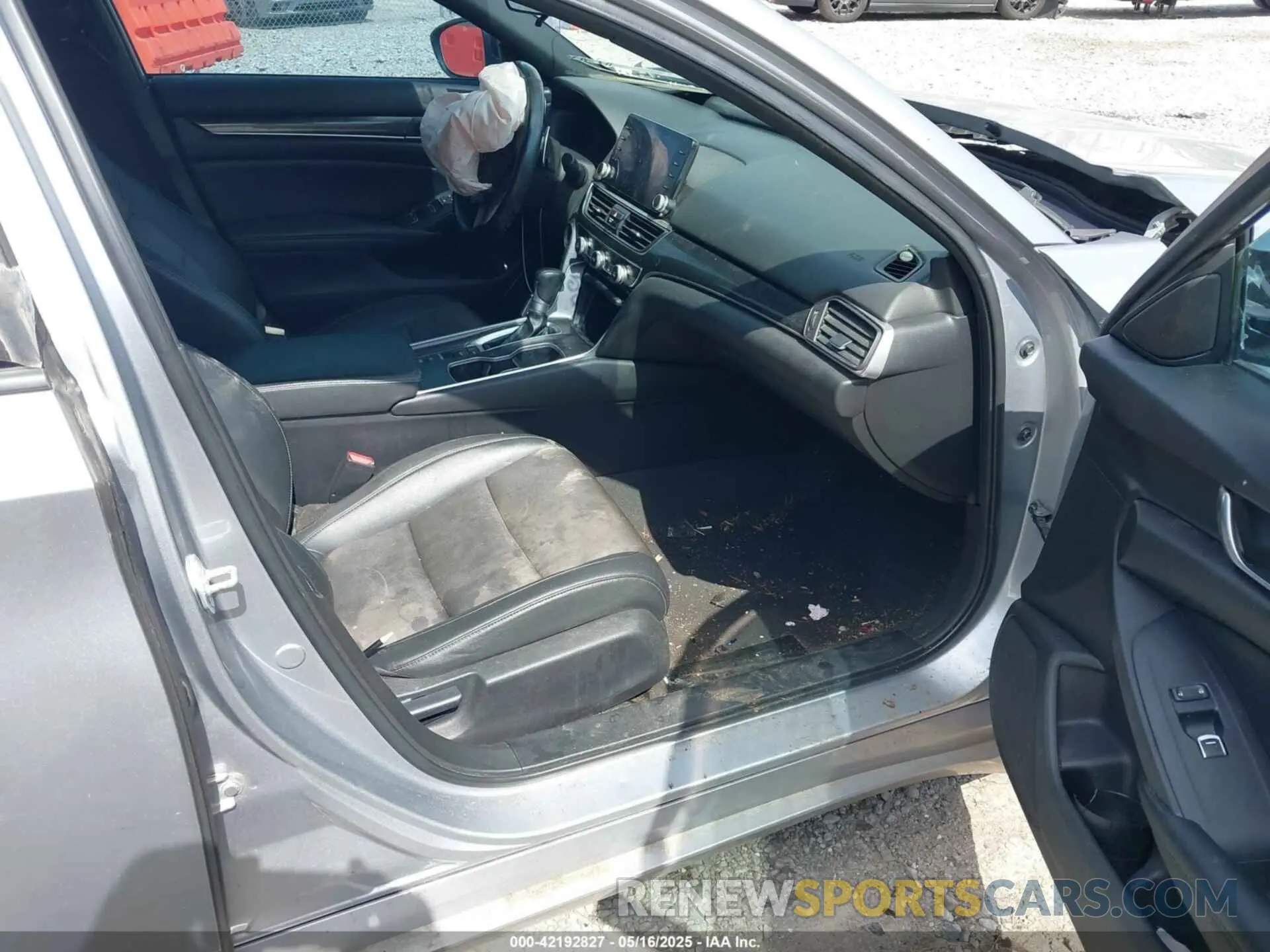 5 fotografías del automóvil dañado 1HGCV1F37NA043372 HONDA ACCORD 2022