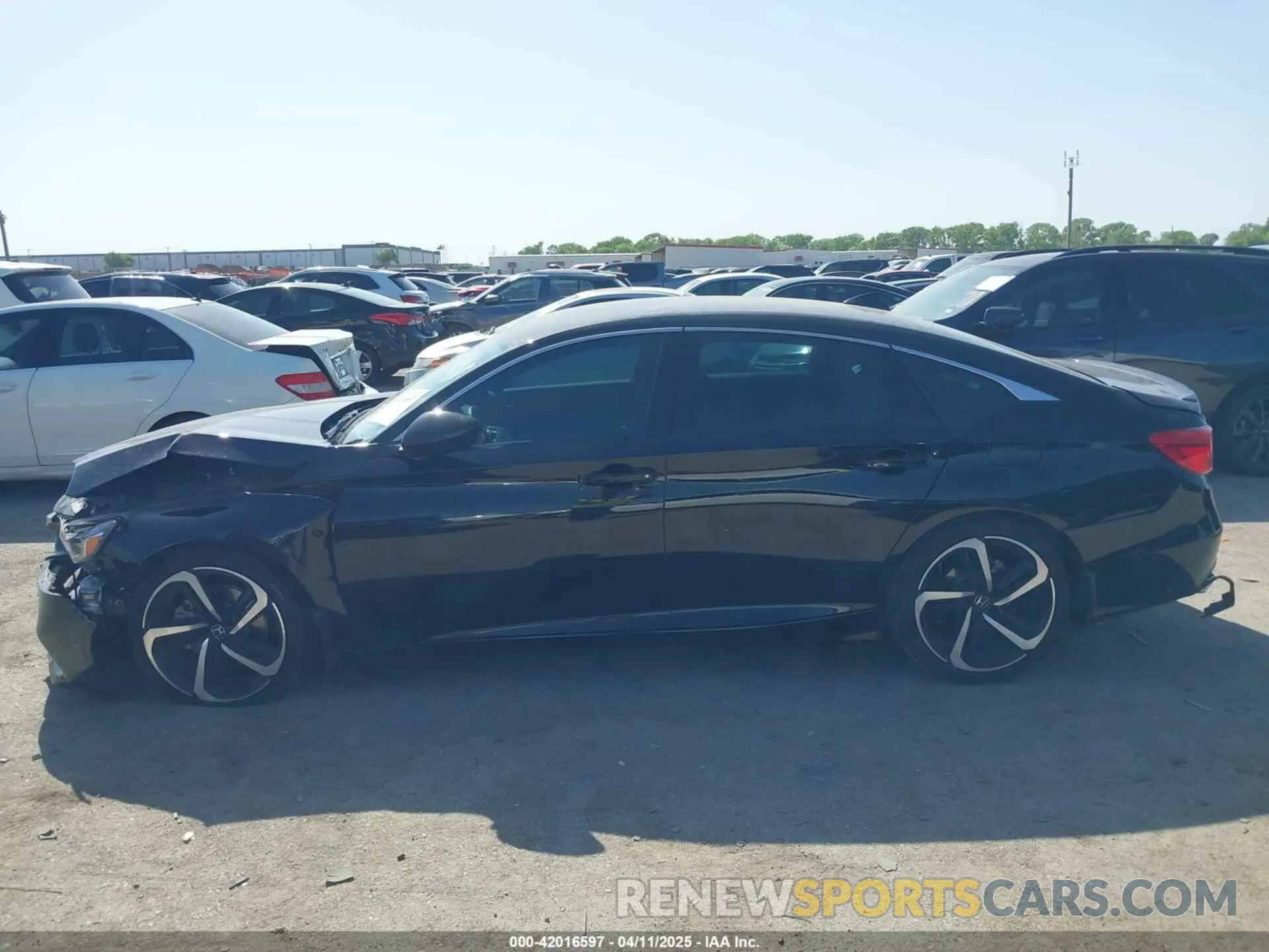 15 fotografías del automóvil dañado 1HGCV1F38NA017685 HONDA ACCORD 2022