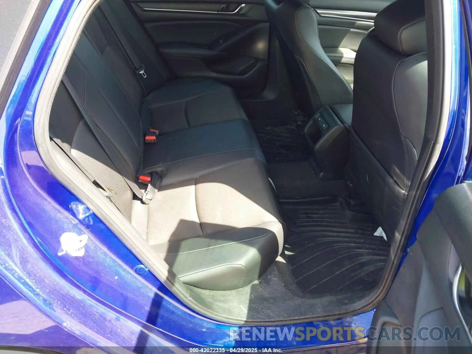8 fotografías del automóvil dañado 1HGCV1F38NA042831 HONDA ACCORD 2022