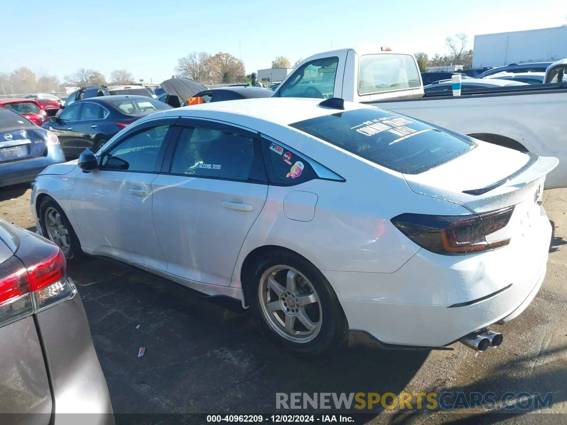 14 fotografías del automóvil dañado 1HGCV1F38NA043588 HONDA ACCORD 2022
