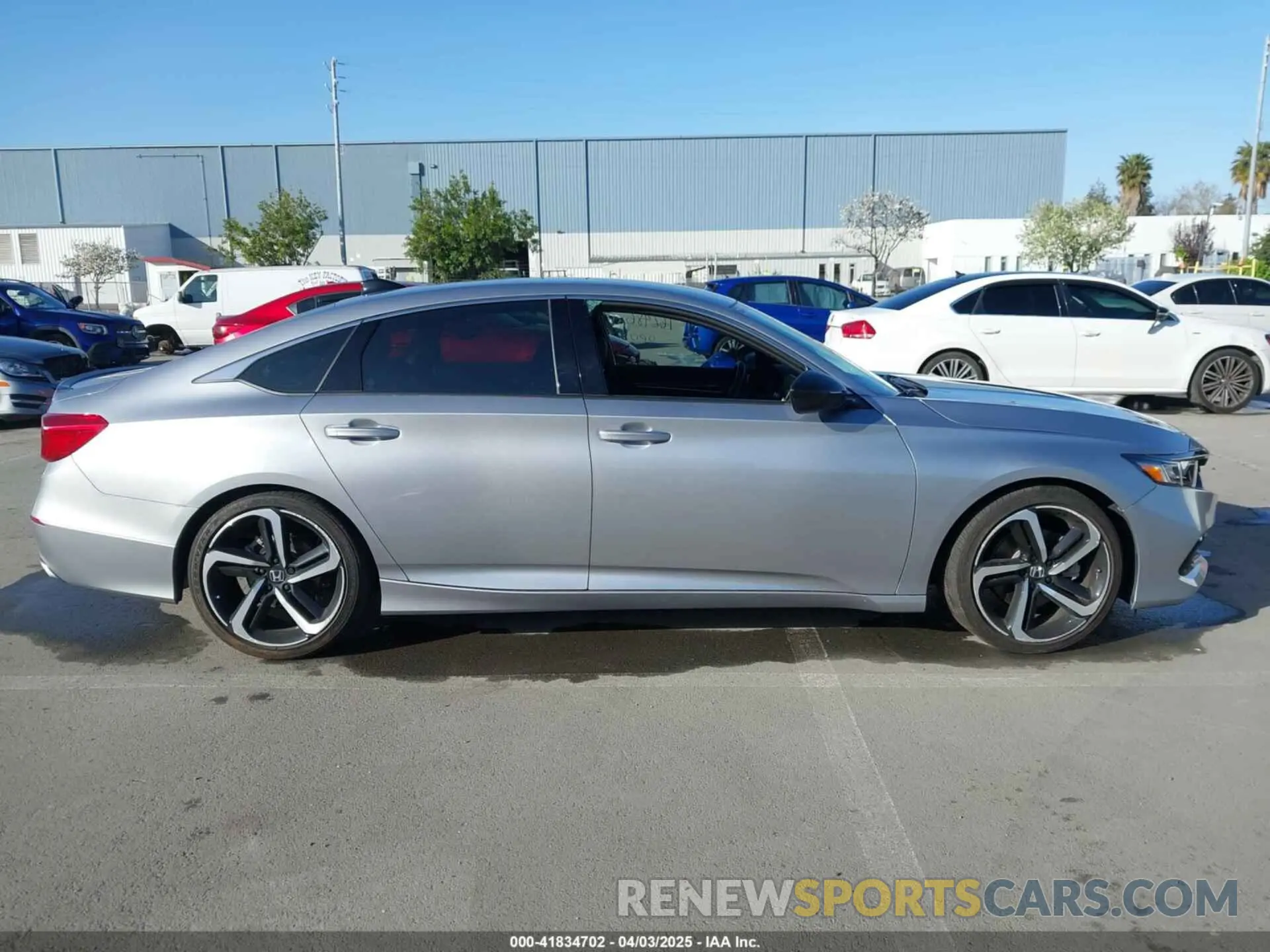 12 fotografías del automóvil dañado 1HGCV1F38NA079247 HONDA ACCORD 2022