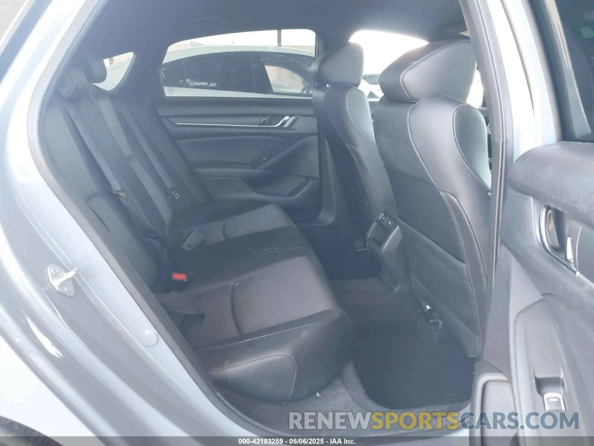 8 fotografías del automóvil dañado 1HGCV1F38NA108097 HONDA ACCORD 2022