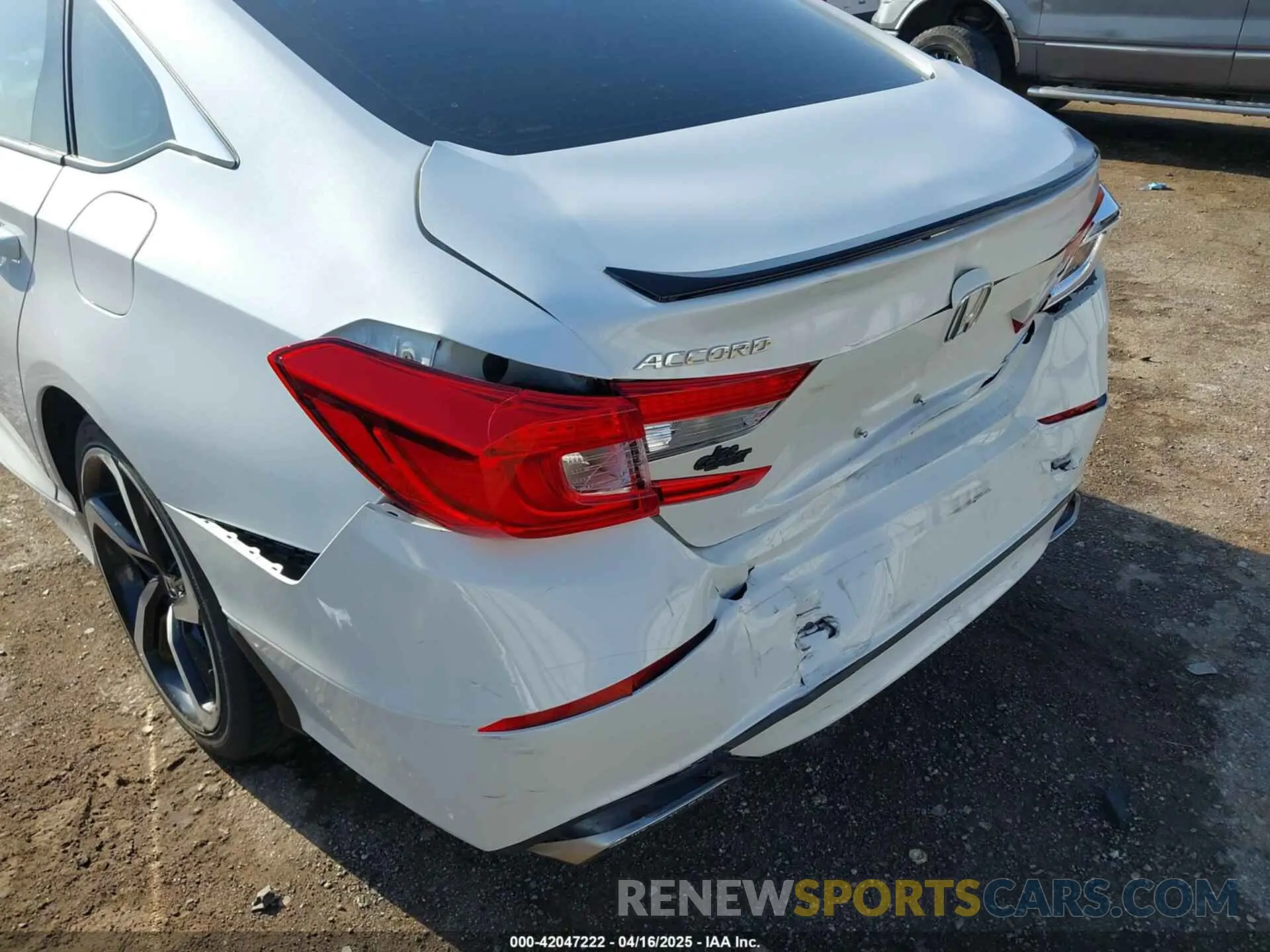 6 fotografías del automóvil dañado 1HGCV1F39NA035080 HONDA ACCORD 2022