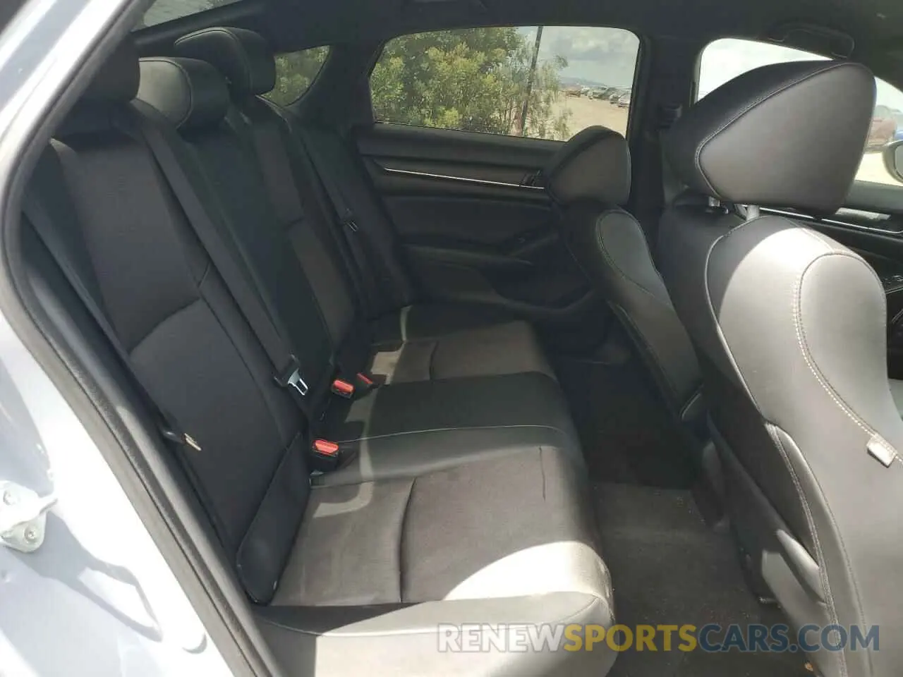 10 fotografías del automóvil dañado 1HGCV1F39NA070265 HONDA ACCORD 2022