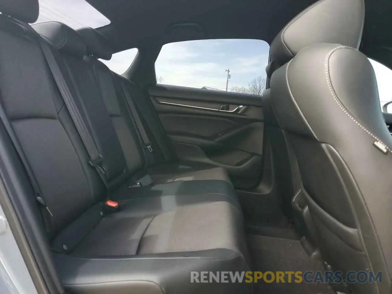 11 fotografías del automóvil dañado 1HGCV1F39NA108285 HONDA ACCORD 2022