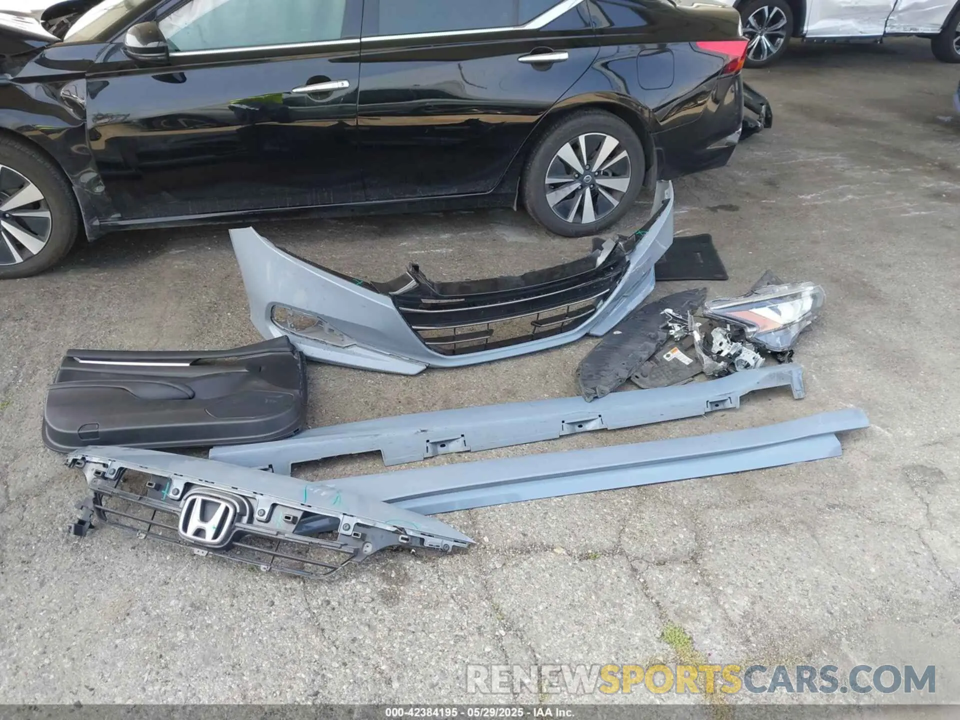 12 fotografías del automóvil dañado 1HGCV1F3XNA053152 HONDA ACCORD 2022