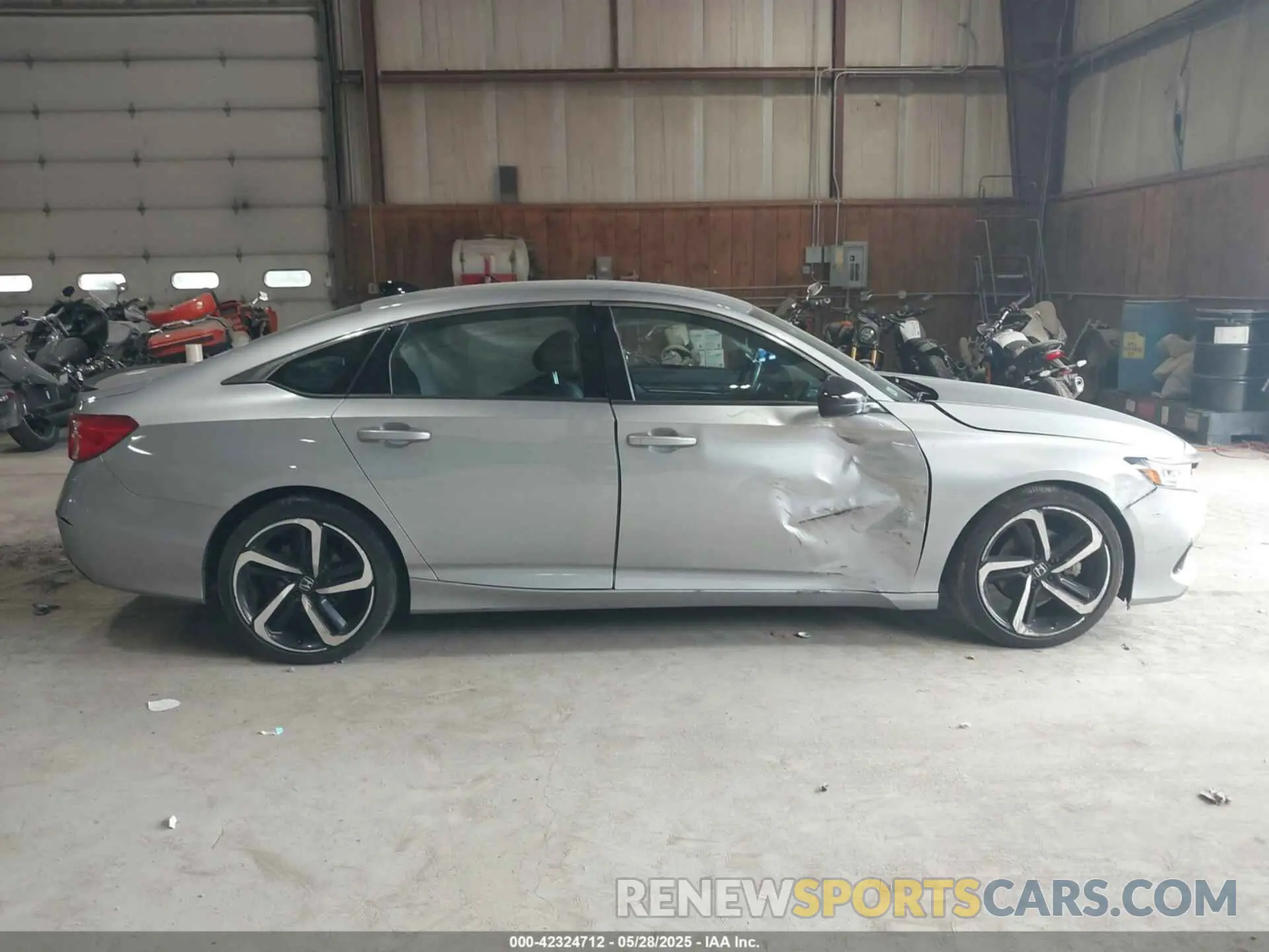 13 fotografías del automóvil dañado 1HGCV1F3XNA091349 HONDA ACCORD 2022